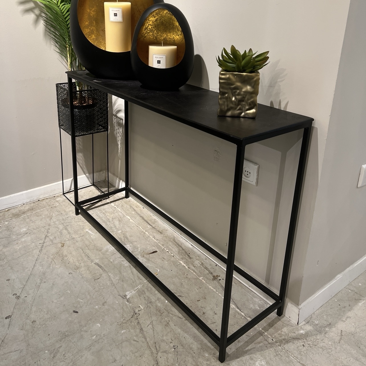 קונסולה לבית דגם ולנסיה