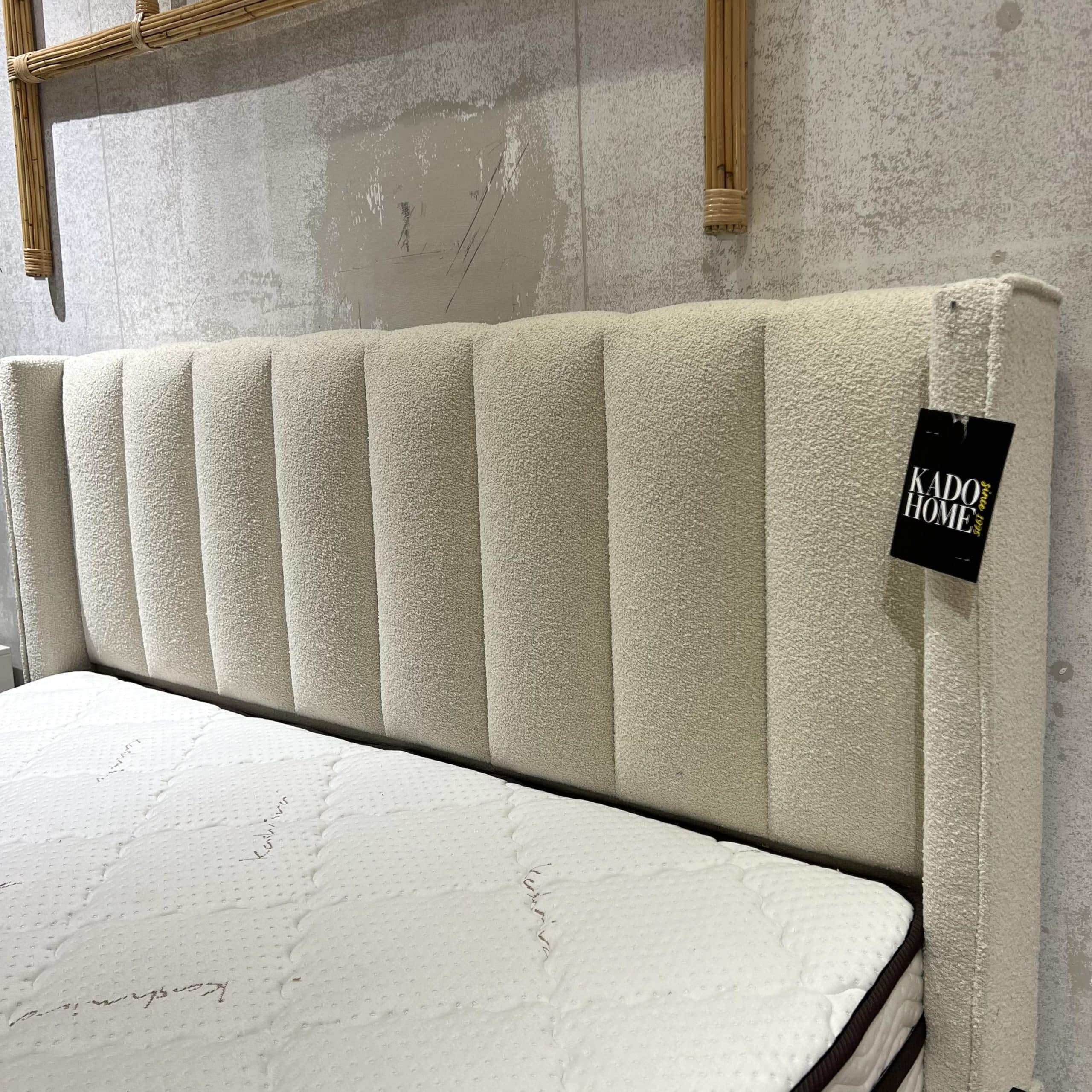 מיטה מעוצבת דגם מלגה אחרונה מתצוגה!