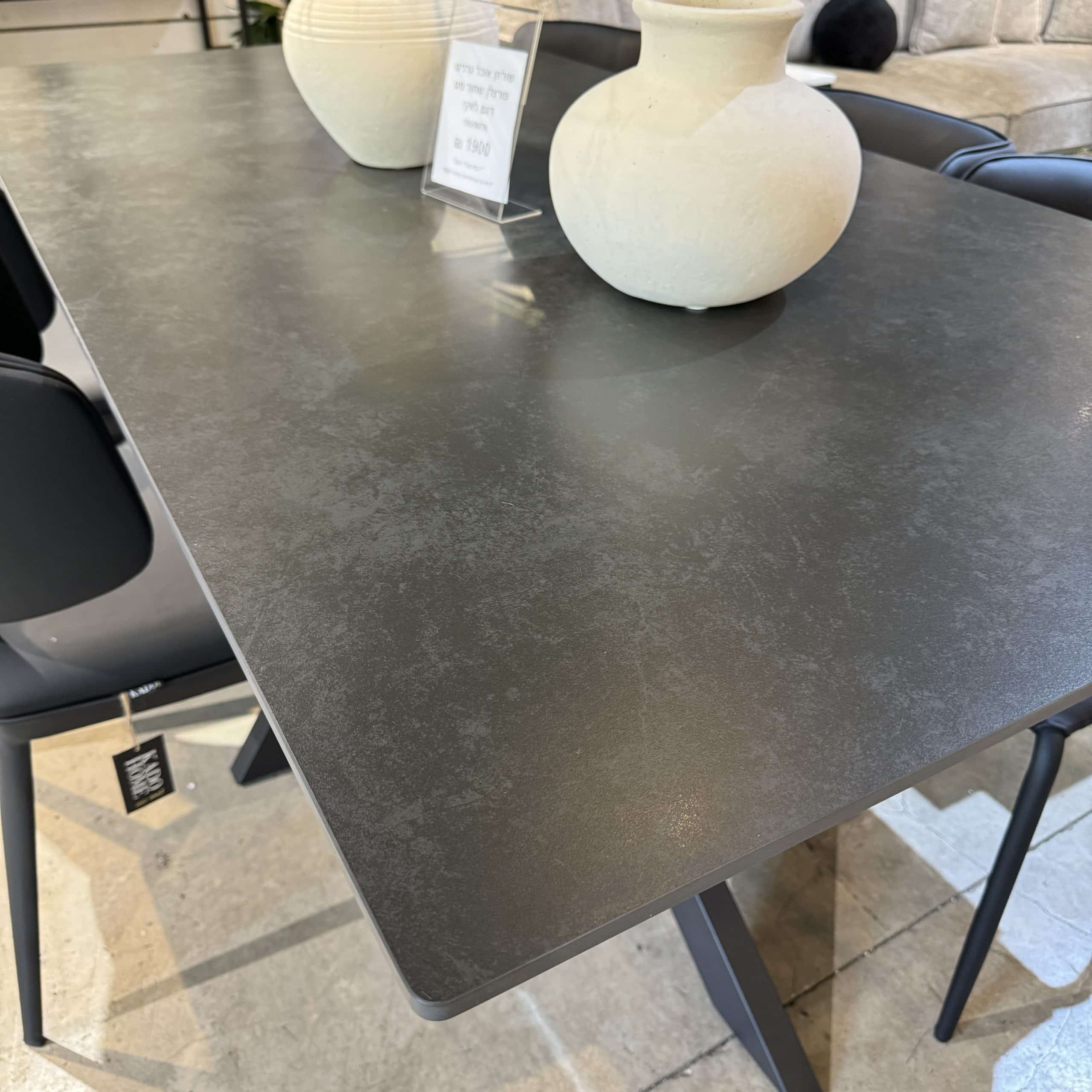 שולחן פינת אוכל פורצלן שחור מאט דגם לאקי SALE