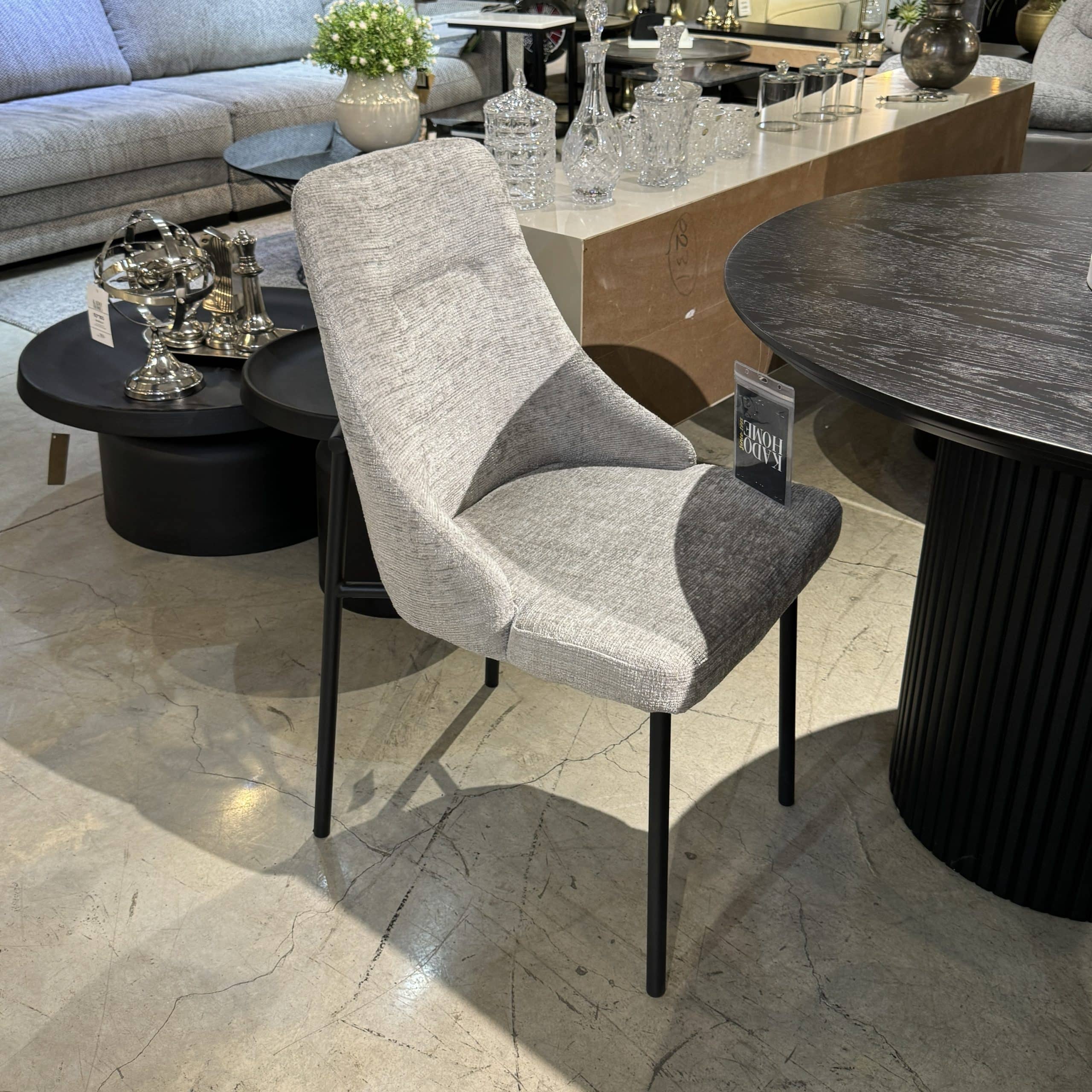 כיסא מעוצב אורבניק אבן דגם לאקי