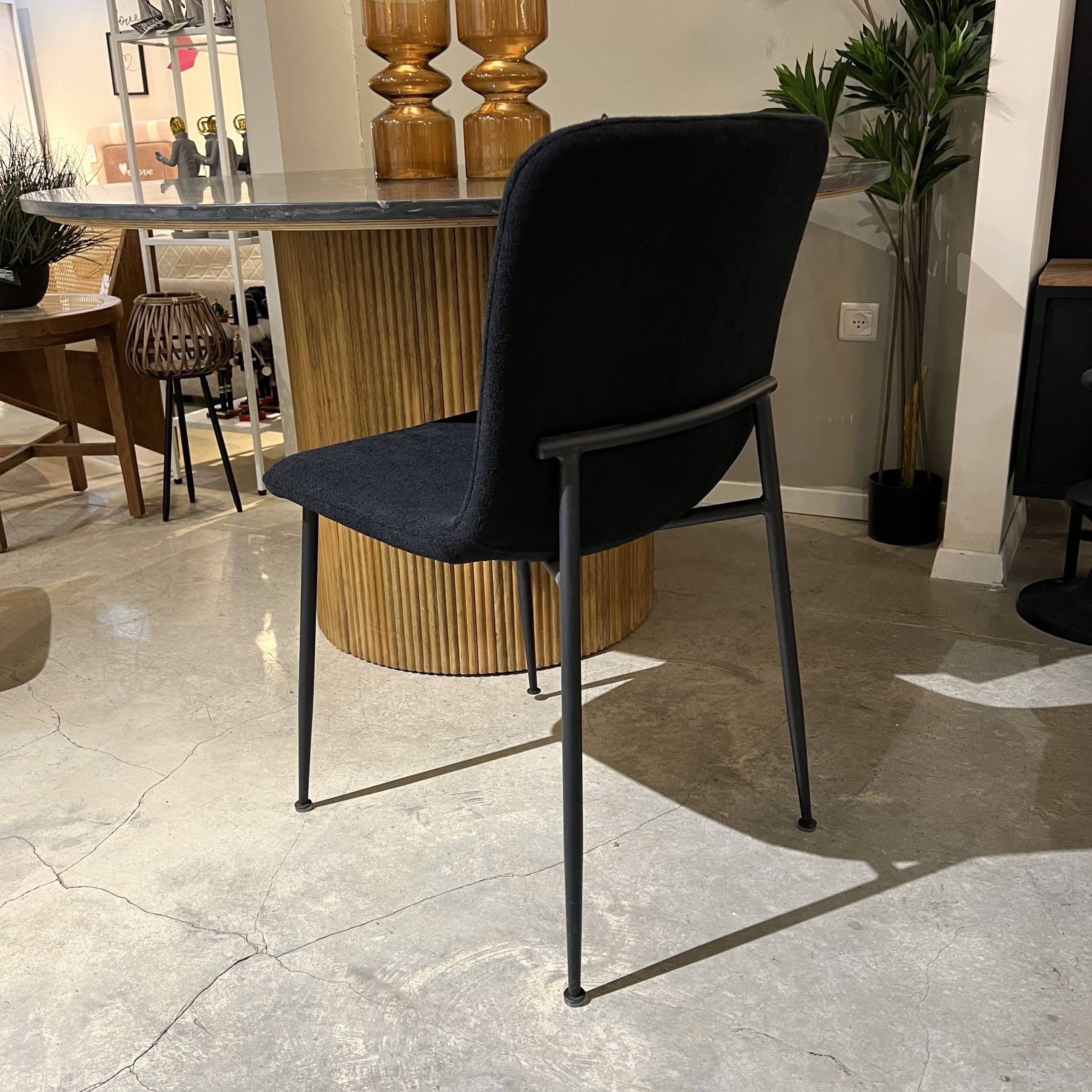 כיסא דגם DC5037 בגוון שחור- 5 אחרונים במלאי!