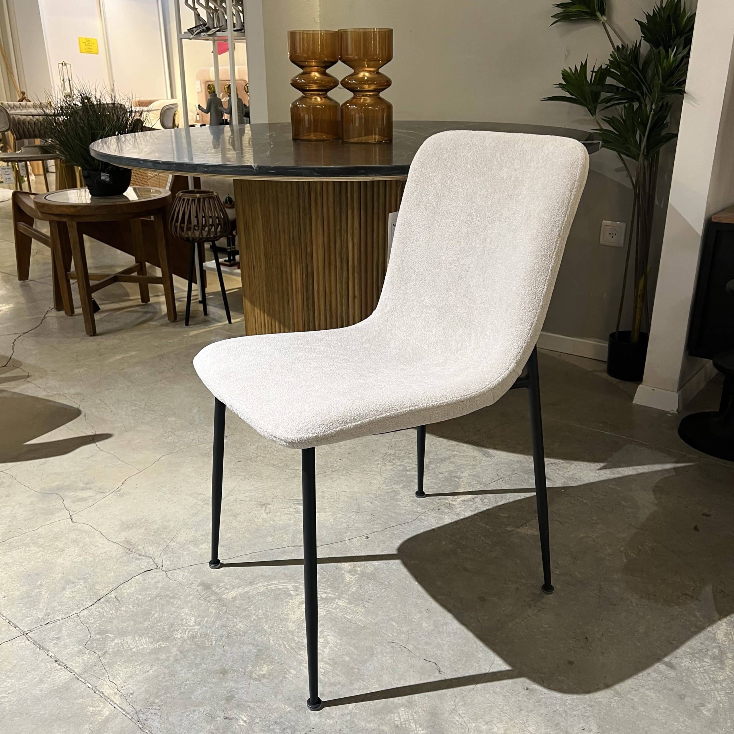 כיסא פינת אוכל בגוון בז׳ דגם DC5037 במבצע