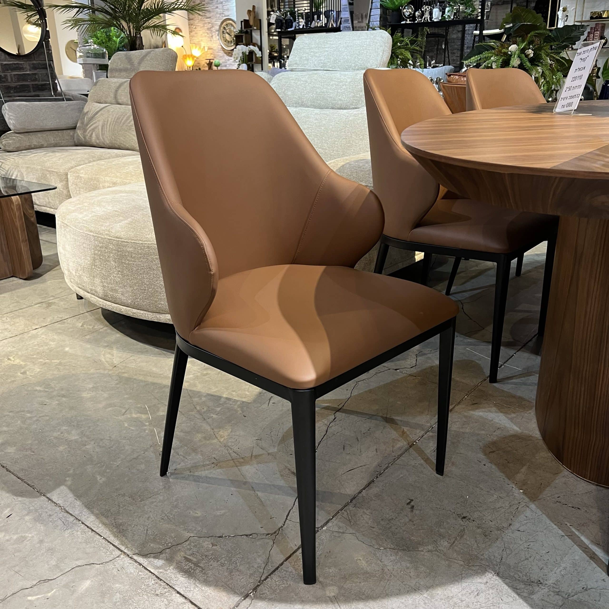 כיסא פינת אוכל דמוי עור דגם 329