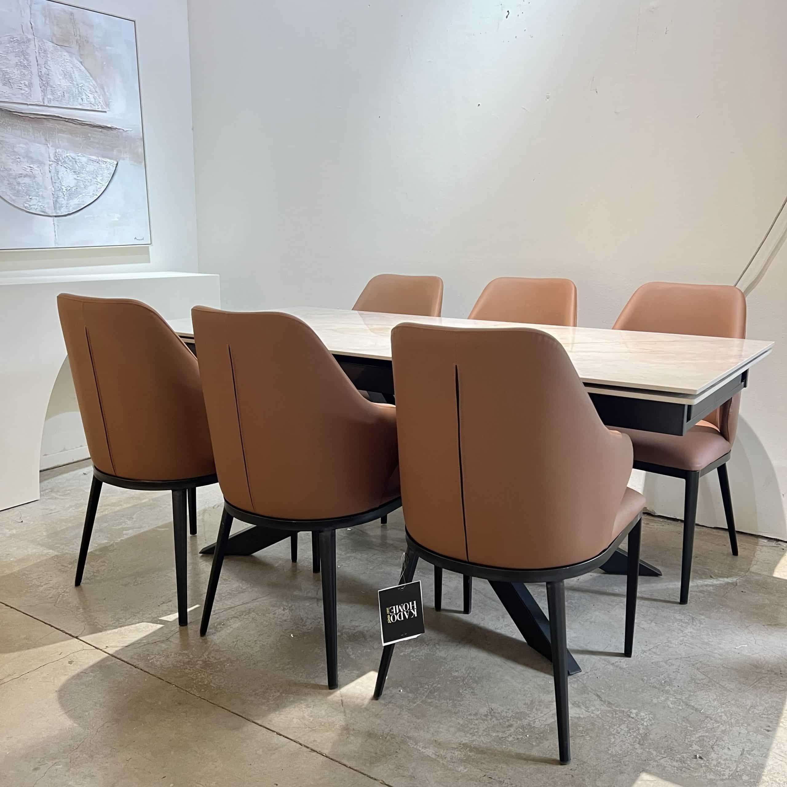 כיסא פינת אוכל דמוי עור דגם 329