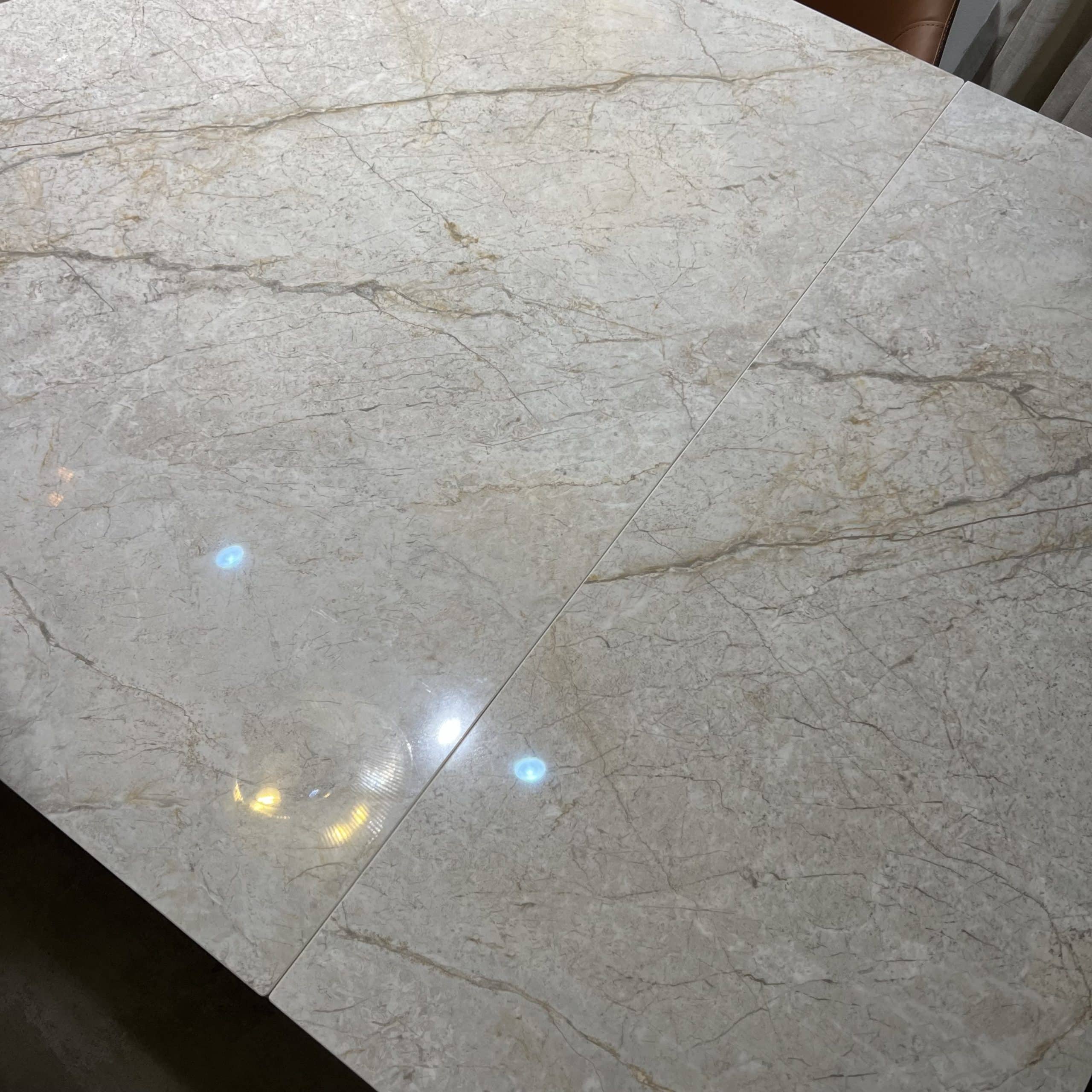 שולחן אוכל פורצלן גרניט אבן מבריק נפתח דגם לאקי SALE