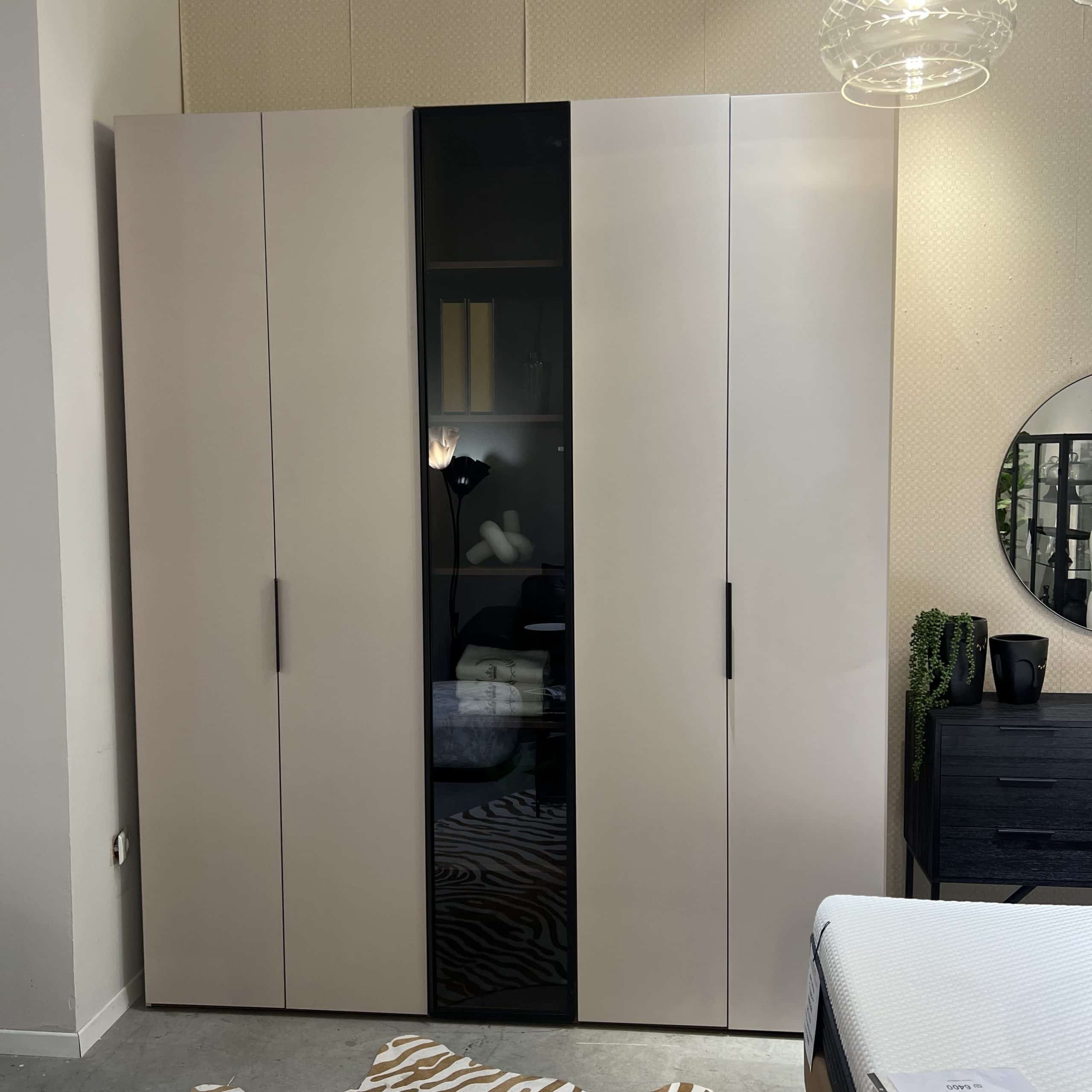 ארון יוקרתי דגם אנג׳ל בעיצוב אישי