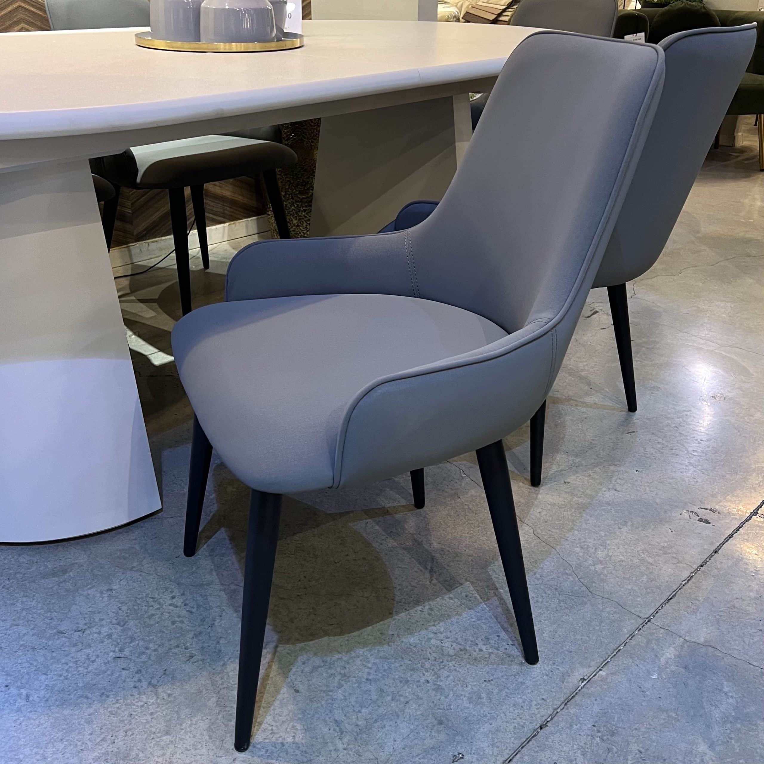 כסא פינת אוכל דגם סיקינו אפור - 4 אחרונים במלאי!