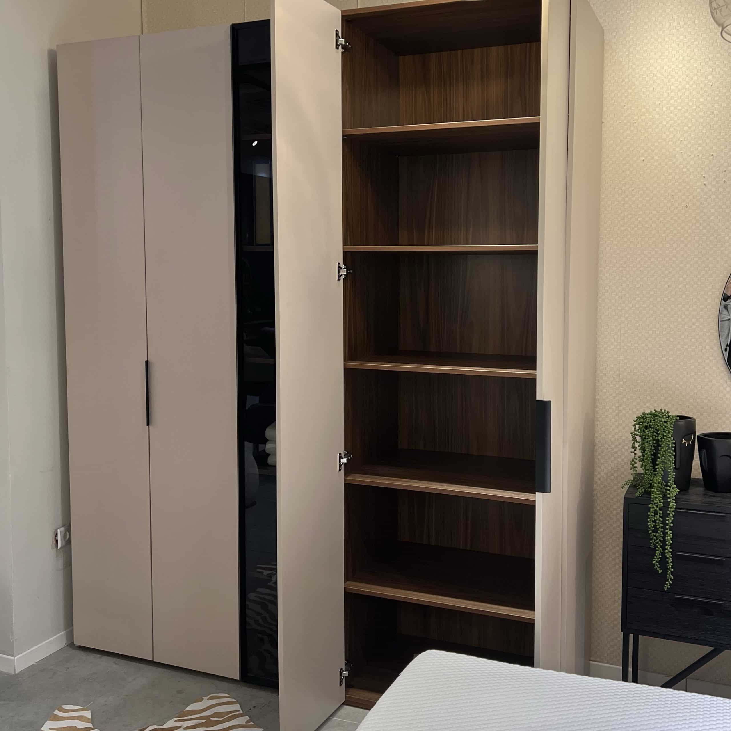 ארון יוקרתי דגם אנג׳ל בעיצוב אישי