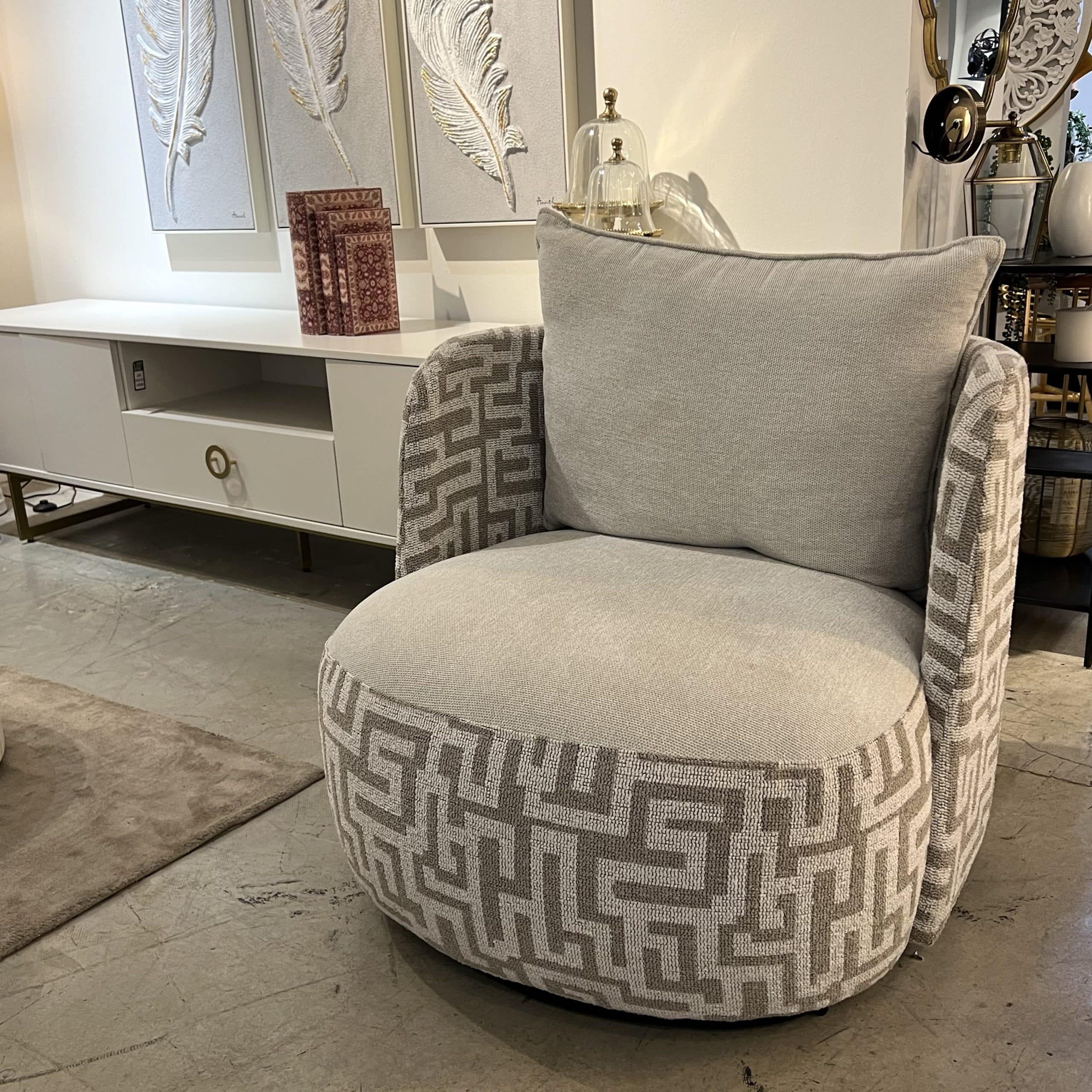 כורסא מעוגלת דגם ליאור במבצע