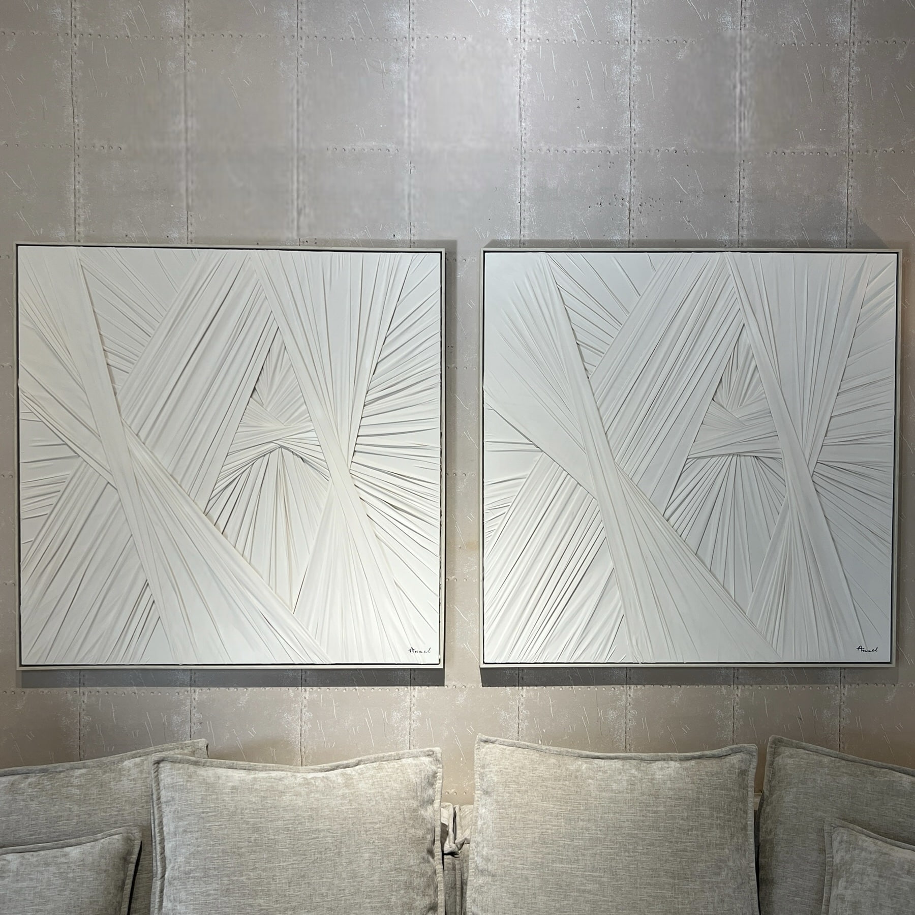 תמונה עבודת יד בגווני שמנת ושילוב בד דגם אנאל תמונה עבודת יד בגווני שמנת ושילוב בד דגם אנאל