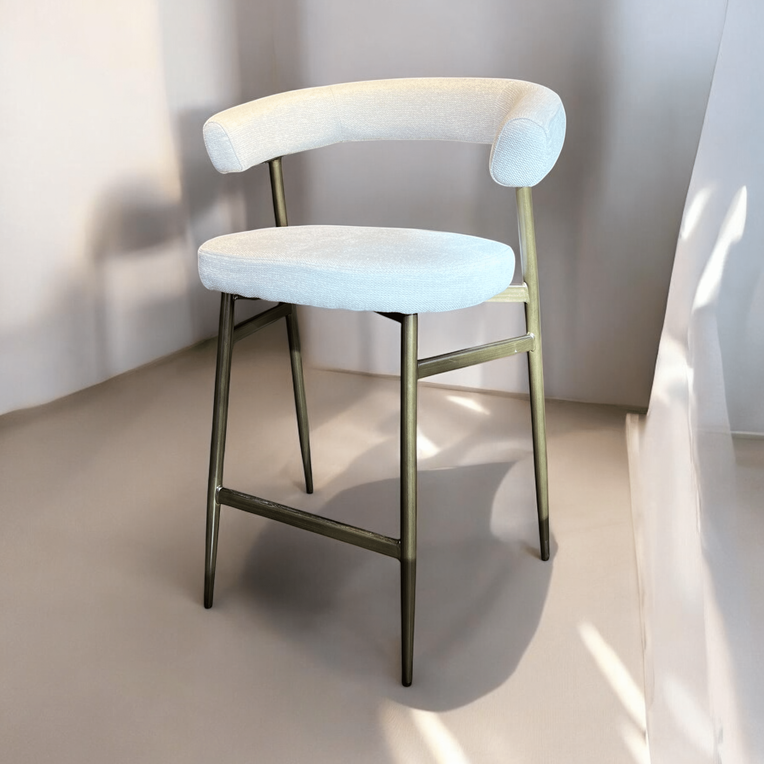 כסא בר גוזי אריג אבן רגל ברונזה יוקרתי דגם סופיטל- אחרון סניף נתניה עודפים! כסא בר גוזי אריג אבן רגל ברונזה יוקרתי דגם סופיטל- אחרון סניף נתניה עודפים!