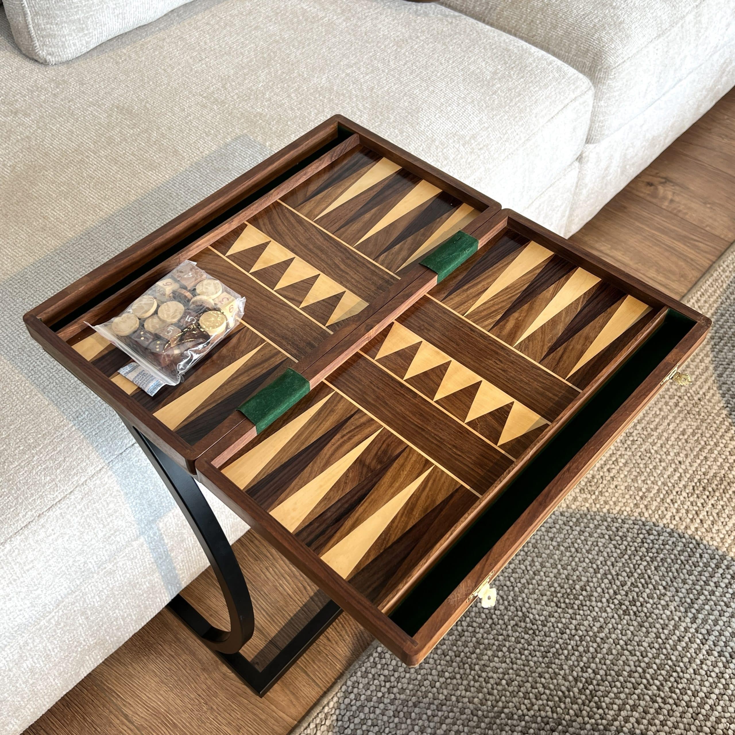 נשכן שש בש + כלים עץ רגל ברזל שחור דגם סוניל - אחרון במלאי!