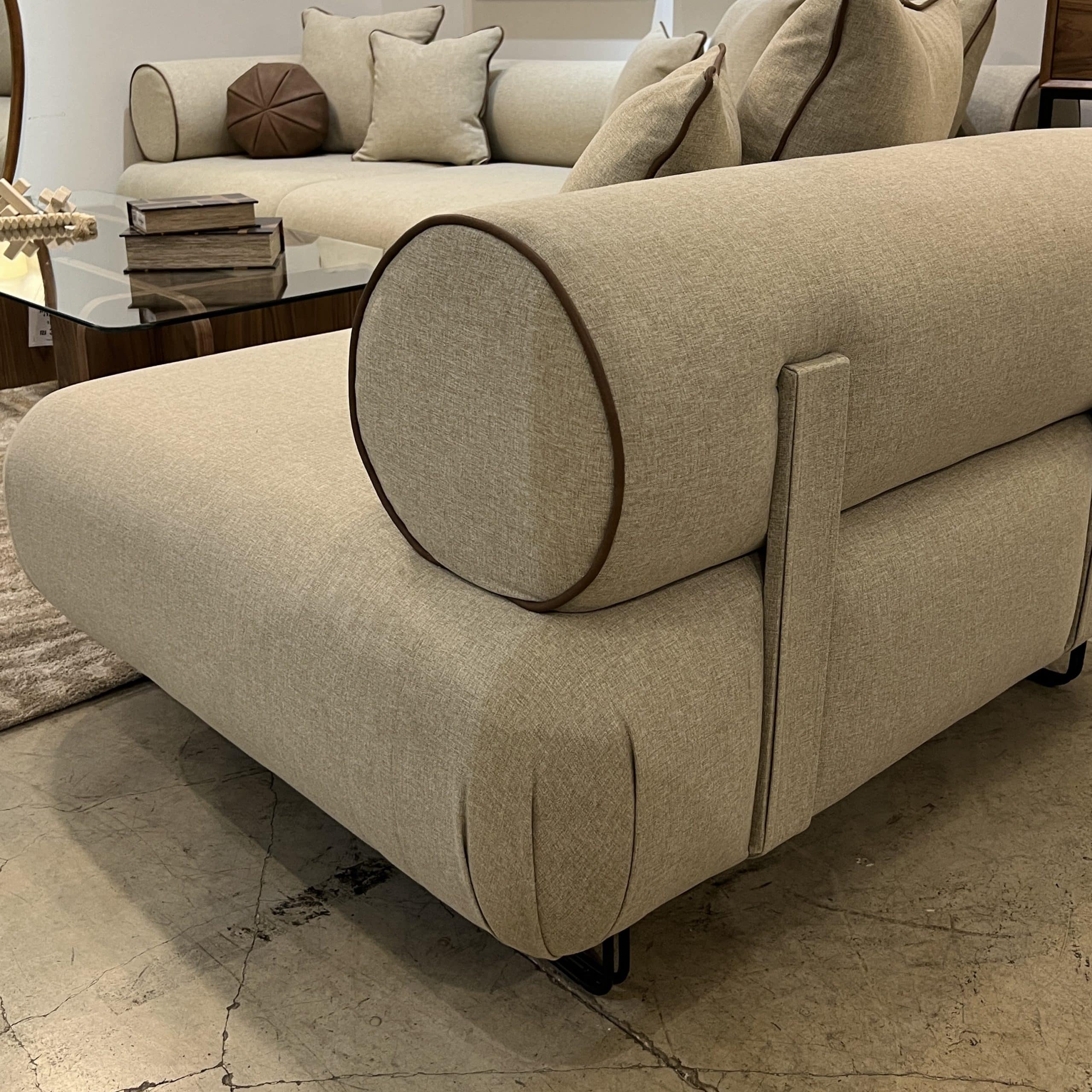 לאב סיט דגם אנטוניו לאב סיט דגם אנטוניו