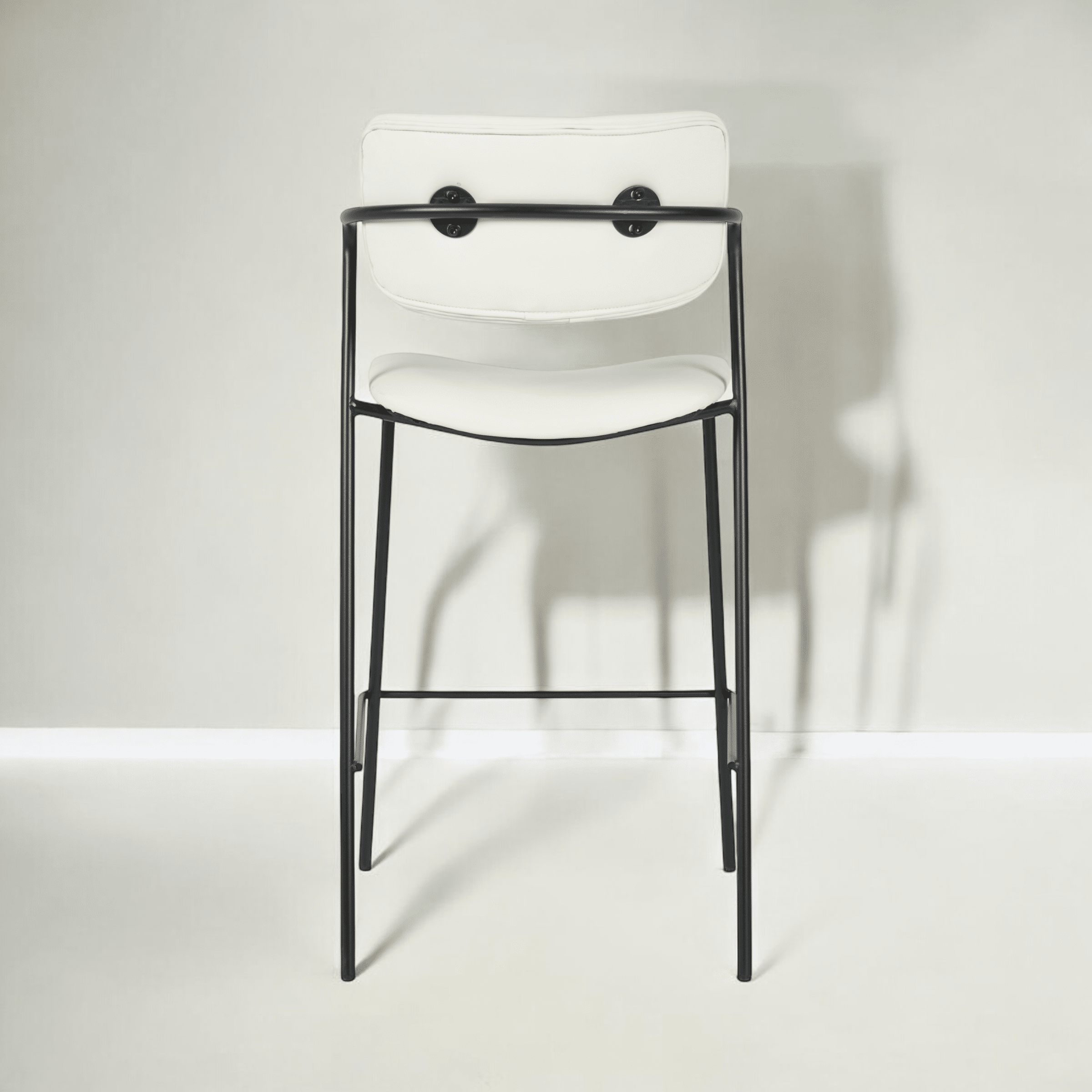 כיסא בר דגם לוסיאן בד דמוי עור שמנת - SALE - אחרון במלאי!