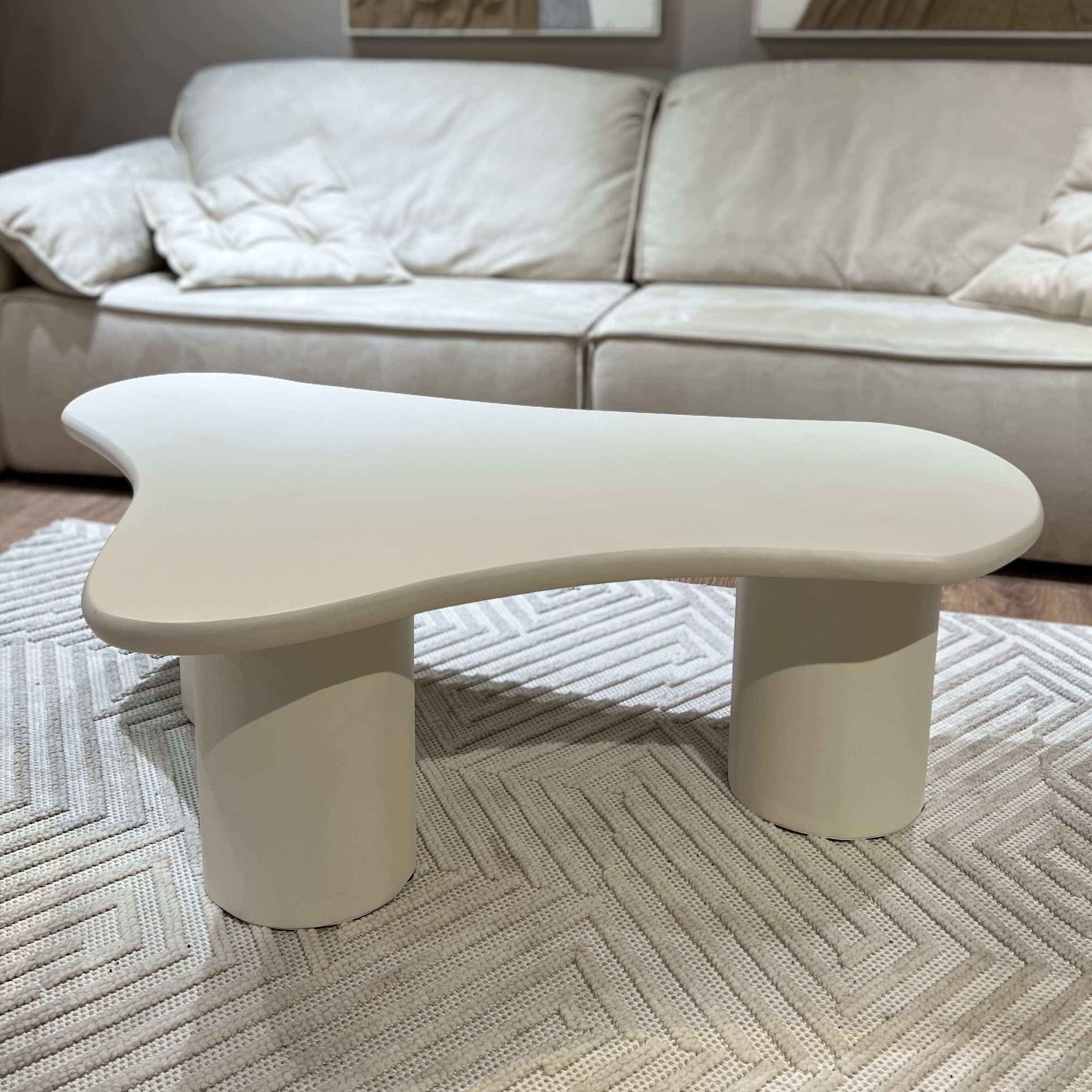 שולחן סלון דגם אמורפי שולחן סלון דגם אמורפי