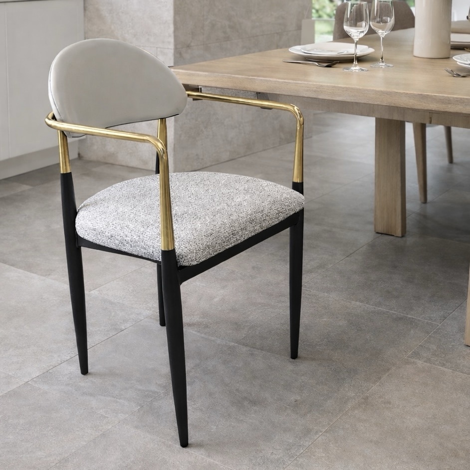 כסא דגם מודרן מנדי ידיות זהב רגליים שחור מושב אריג משולב גב בז - עכשיו במלאי!