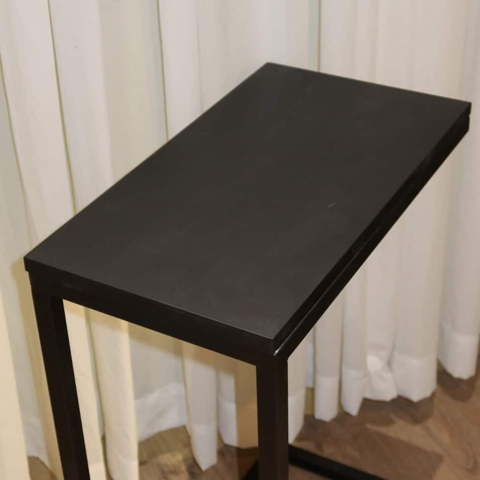 נשכן מלבני שחור אמורפי רגל ברזל נשכן מלבני שחור אמורפי רגל ברזל