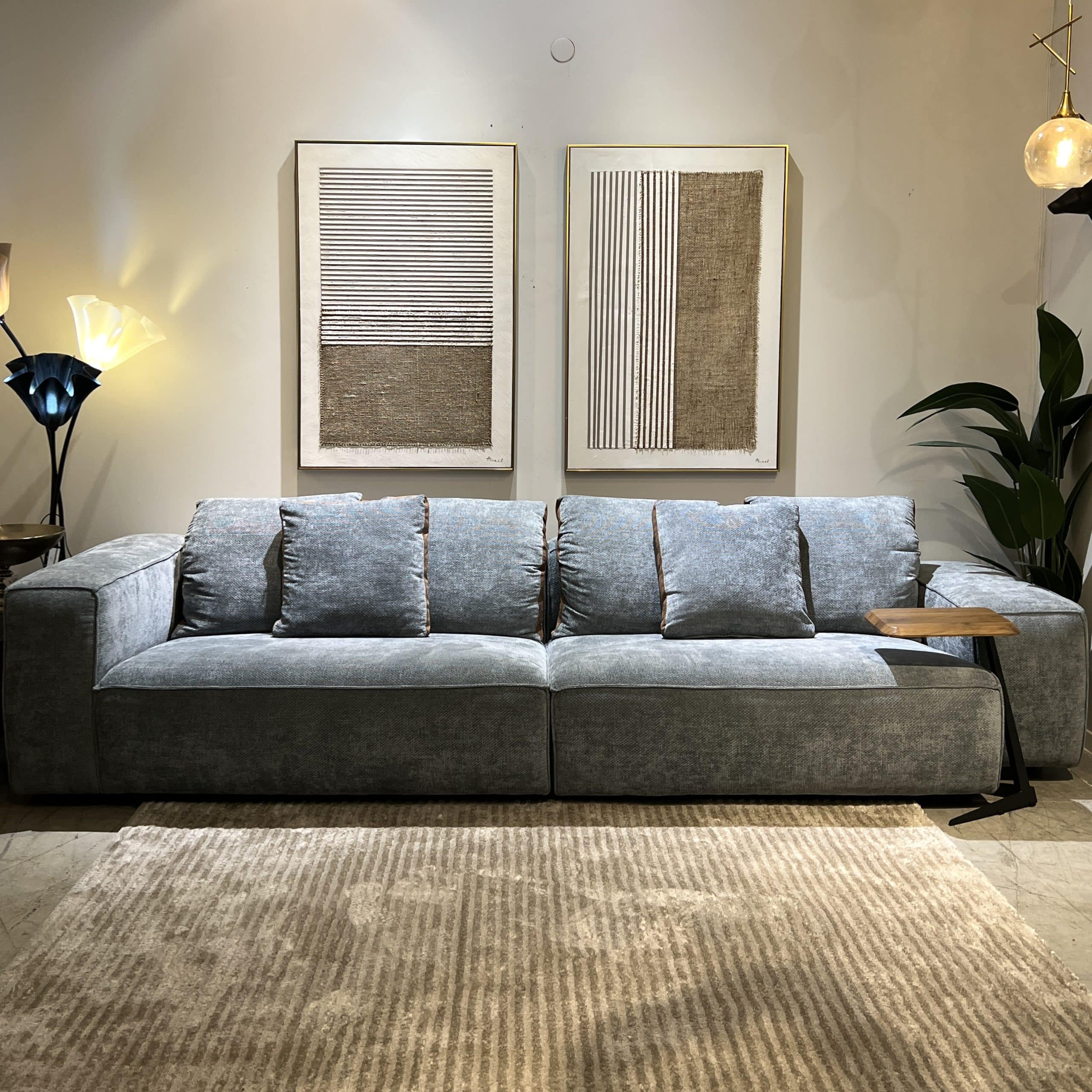 ספה מעוצבת דגם כיס במבצע מתצוגה