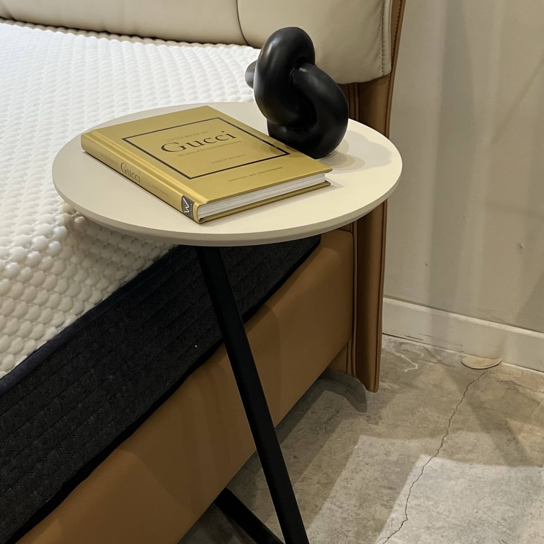 נשכן עגול רגל Y אבן בז מחוספס נשכן עגול רגל Y אבן בז מחוספס