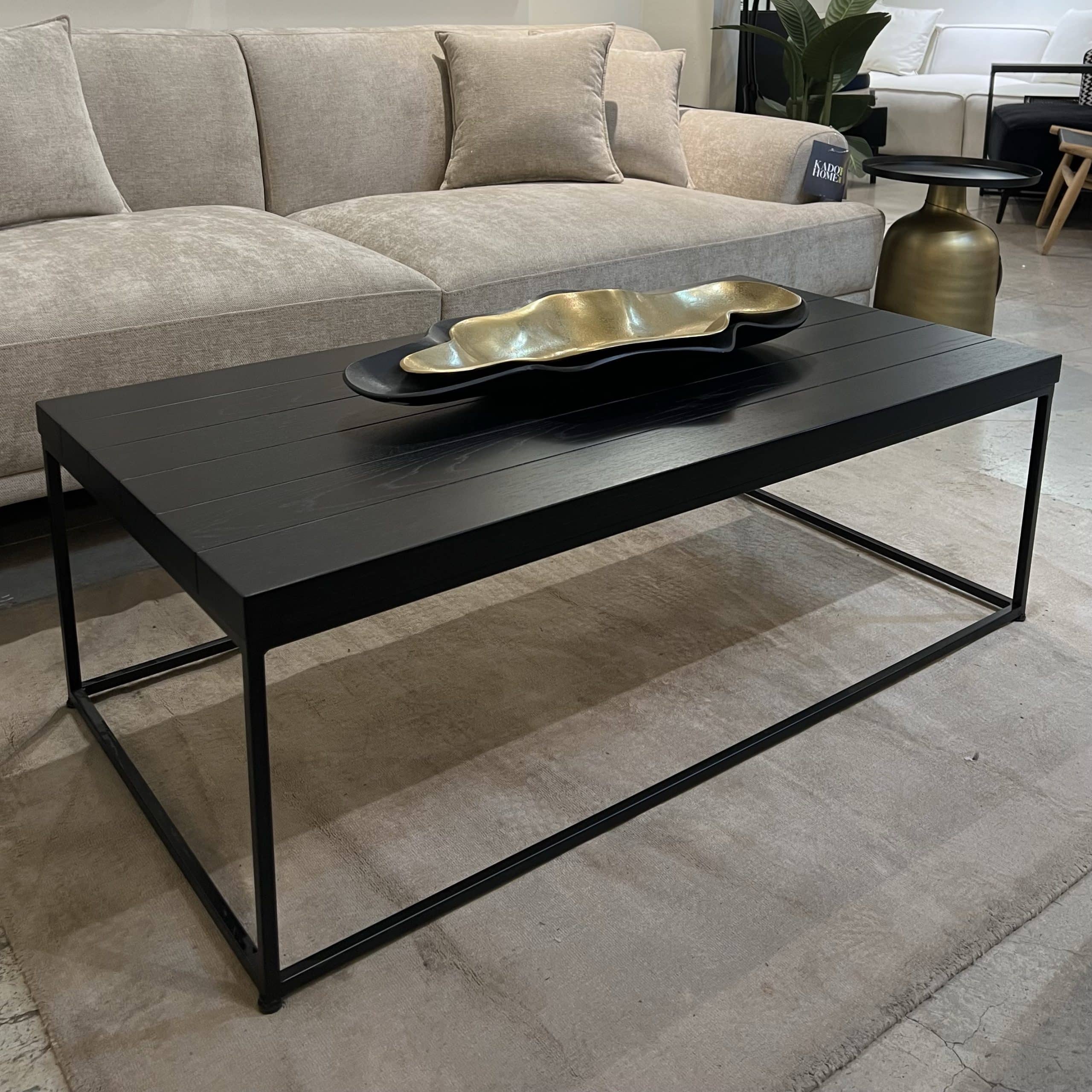 שולחן סלון מלבני שחור פסים - חיסול!! שולחן סלון מלבני שחור פסים - חיסול!!