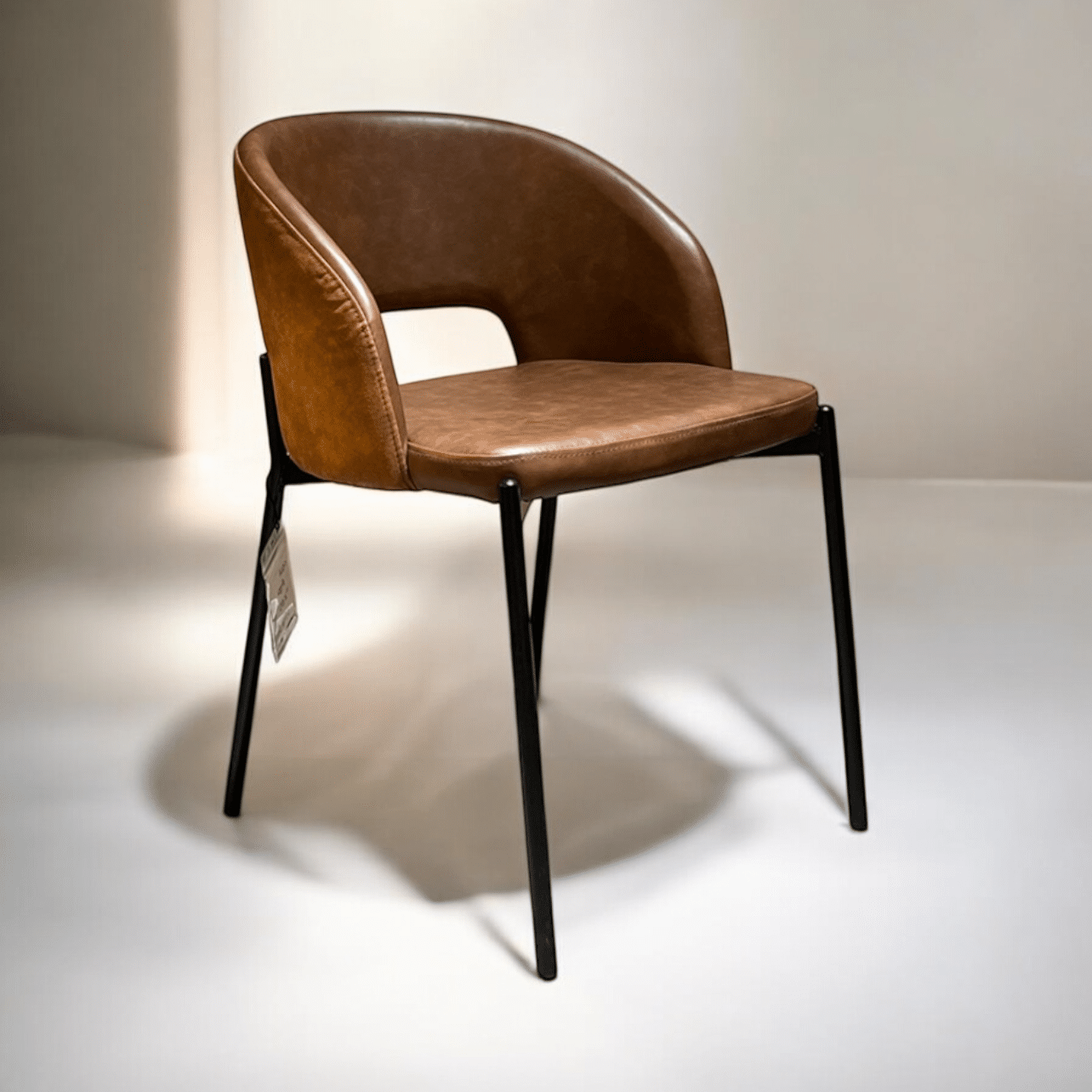 כיסא פינת אוכל דגם 022 חום - פגמים קלים - חיסול!!! כיסא פינת אוכל דגם 022 חום - פגמים קלים - חיסול!!!