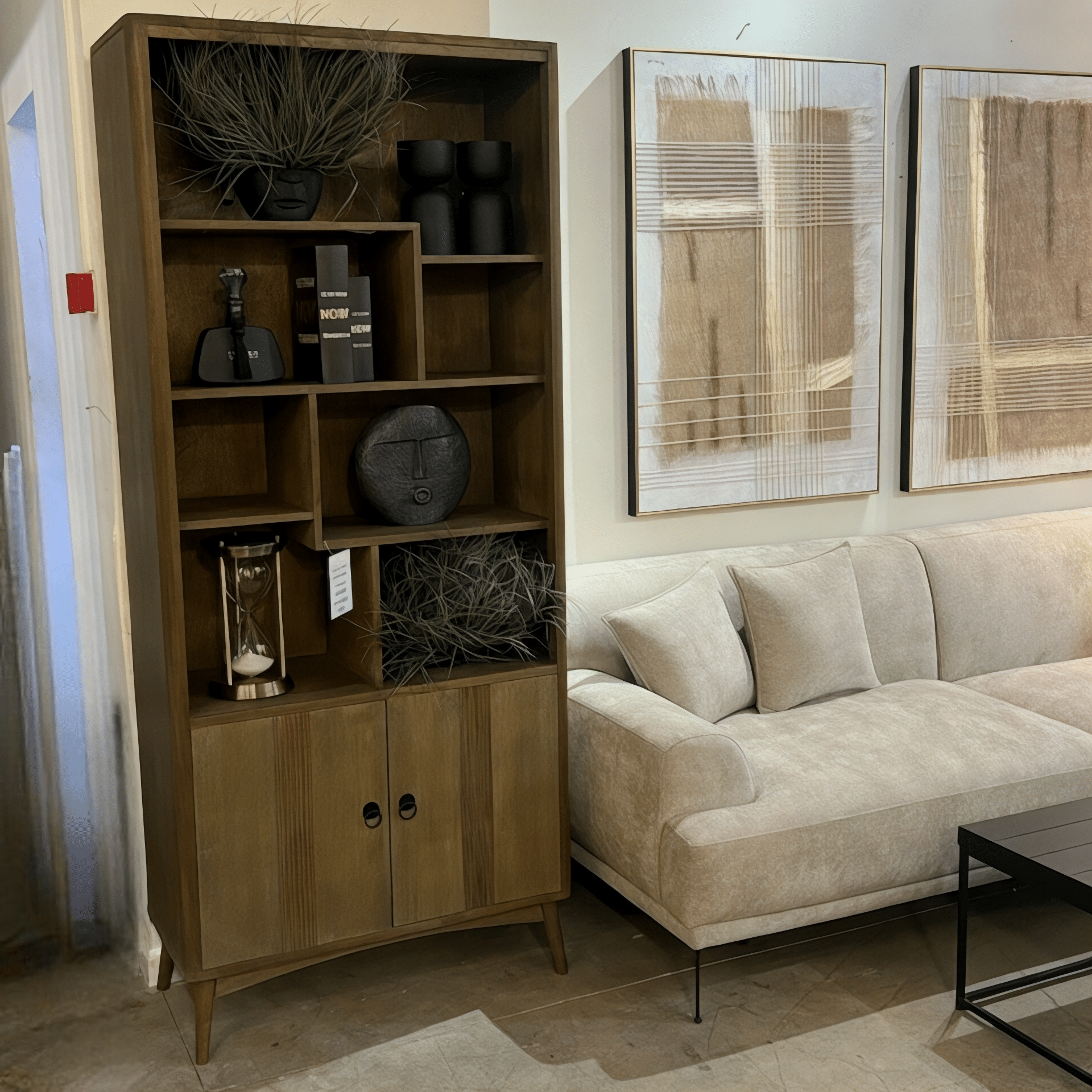 יחידת מדפים עץ עם אחסון דגם מיגל - חיסול!