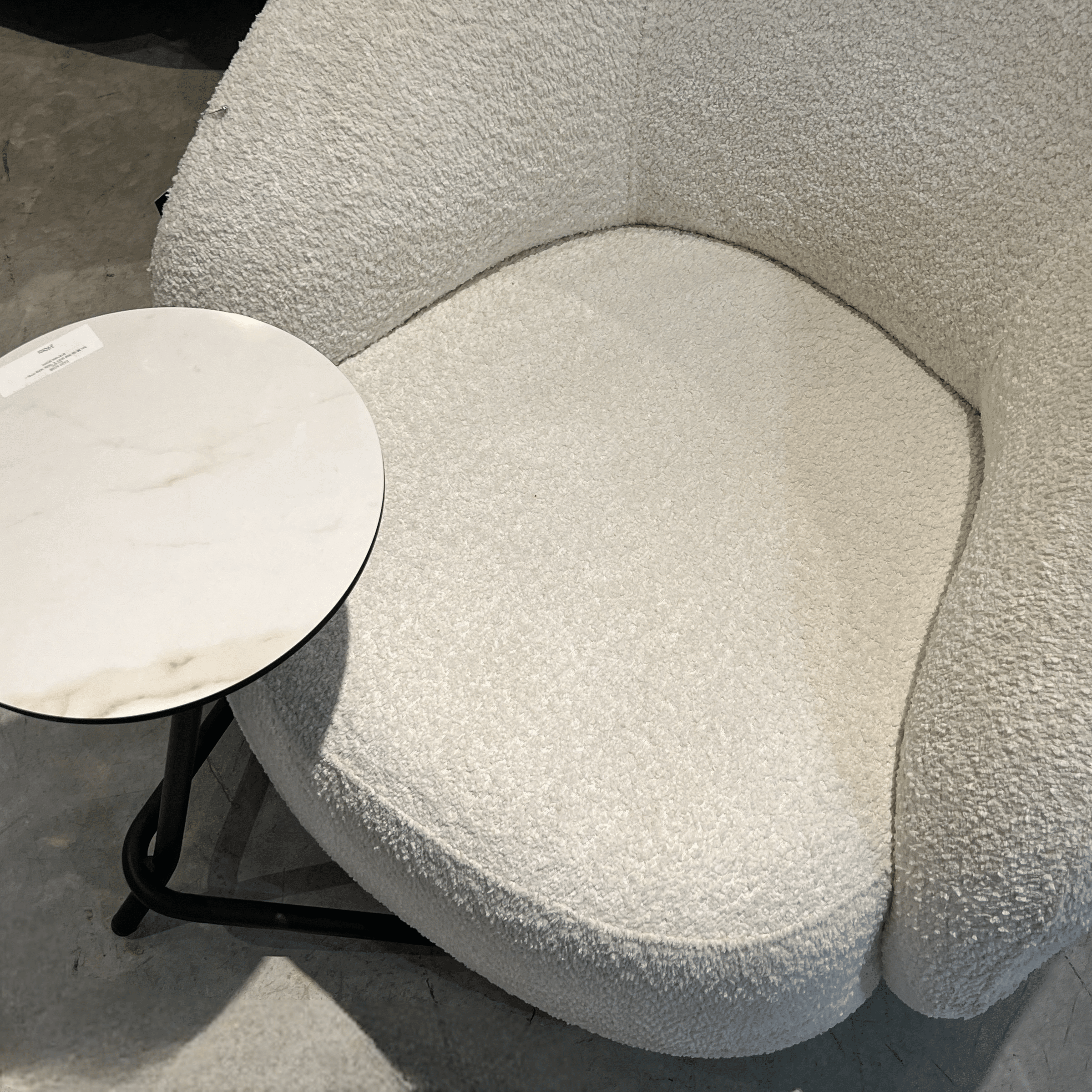 כורסא מעוגלת דגם בלגיה - במבצע מתצוגה!