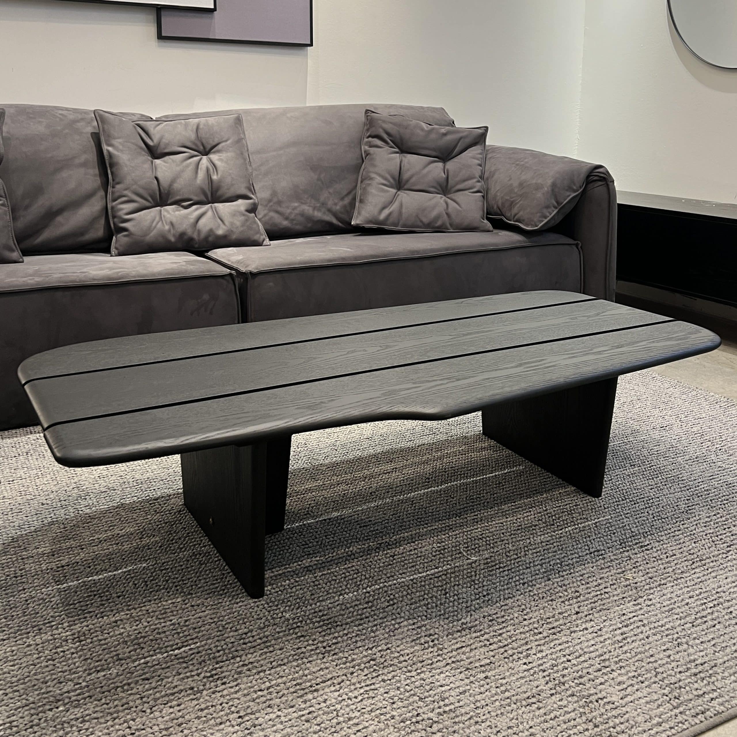 שולחן סלון מלבני פינות מעוגלות 3 סטריפס שחור דגם סופיטל שולחן סלון מלבני פינות מעוגלות 3 סטריפס שחור דגם סופיטל