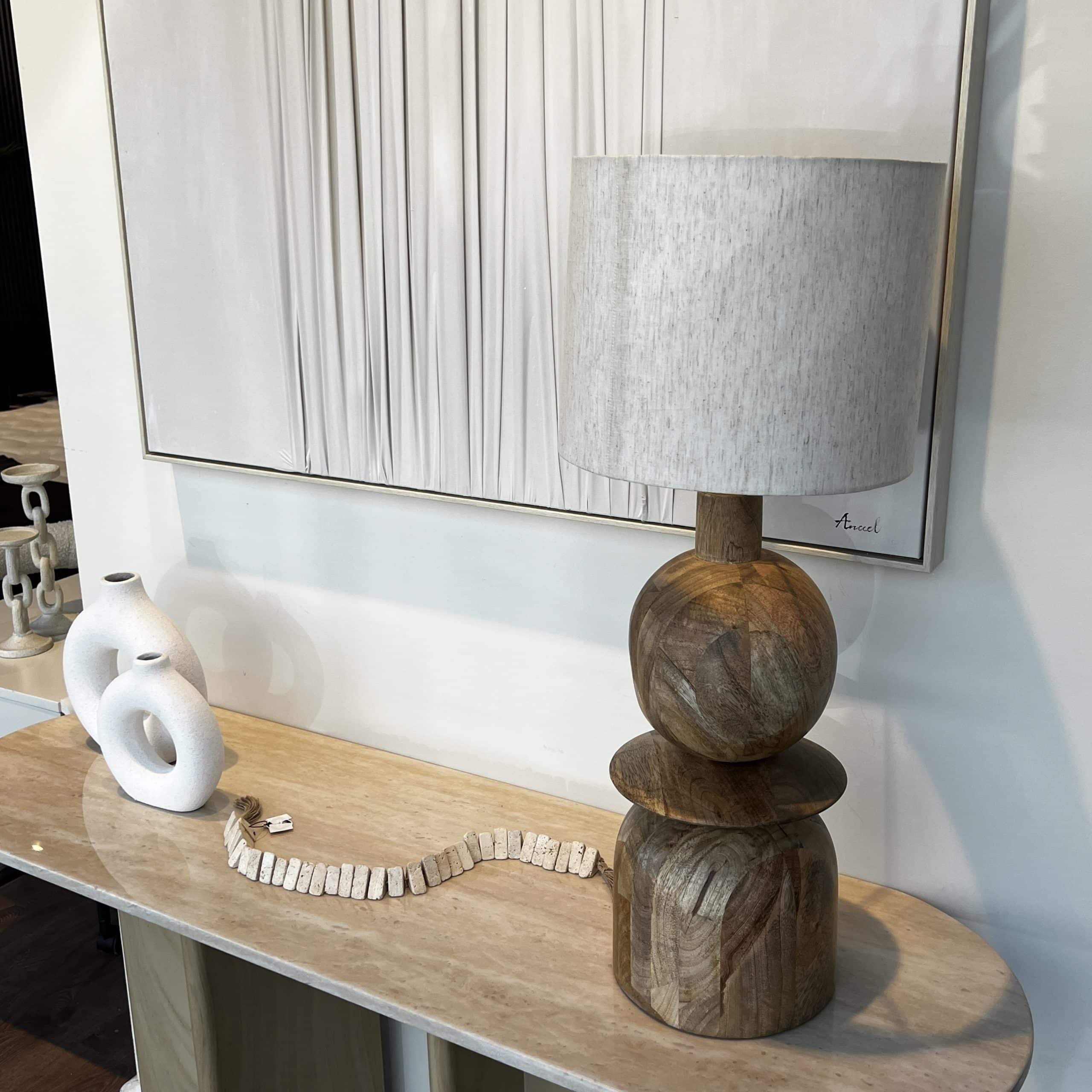 מנורה ווד בול מעוצבת גבוהה דגם שאנטי