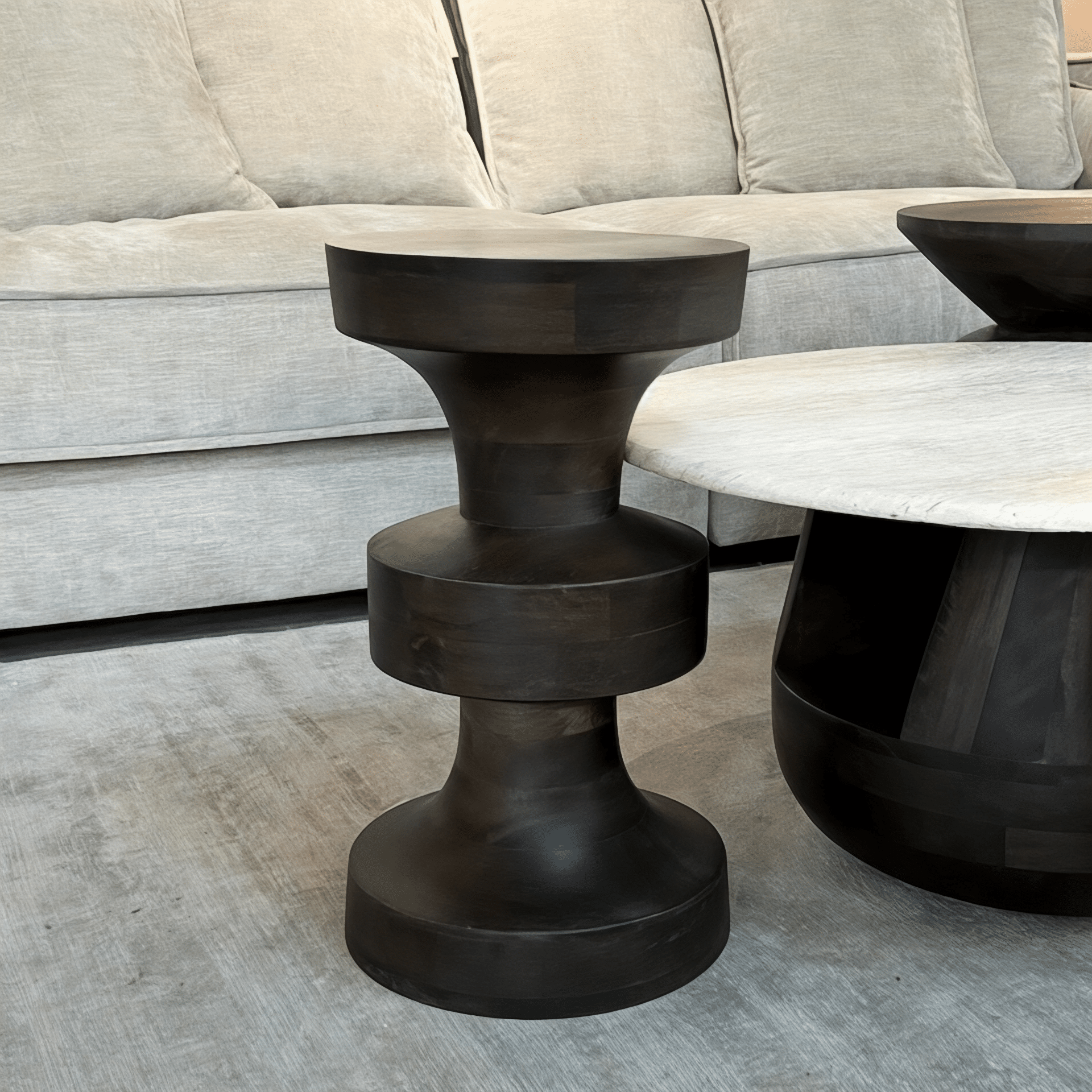 שולחן צד מנגו סטול דיזיין צר דגם שאנטי שולחן צד מנגו סטול דיזיין צר דגם שאנטי