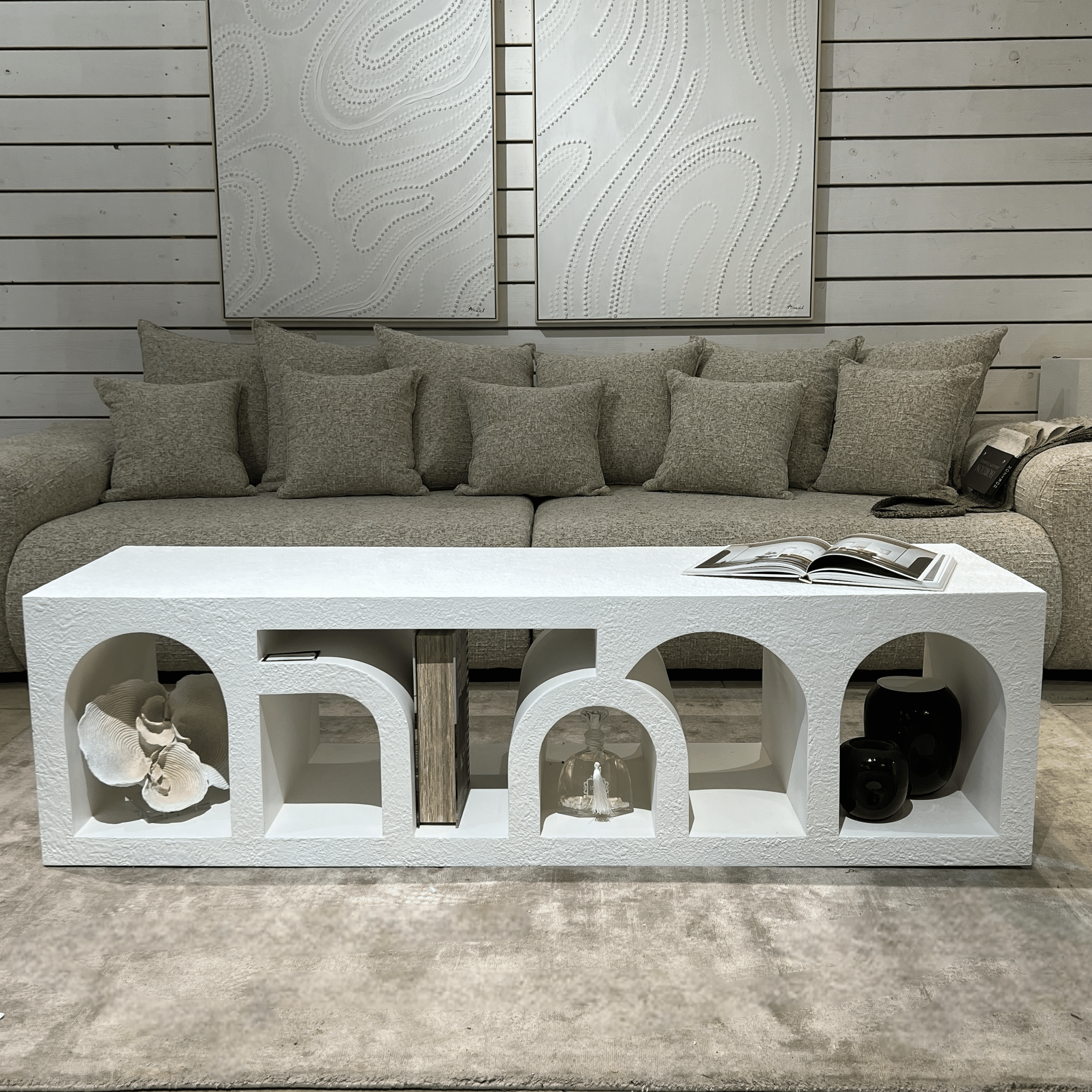 שולחן סלון / מזנון סהרה בטון חלול דגם שאנטי שולחן סלון / מזנון סהרה בטון חלול דגם שאנטי