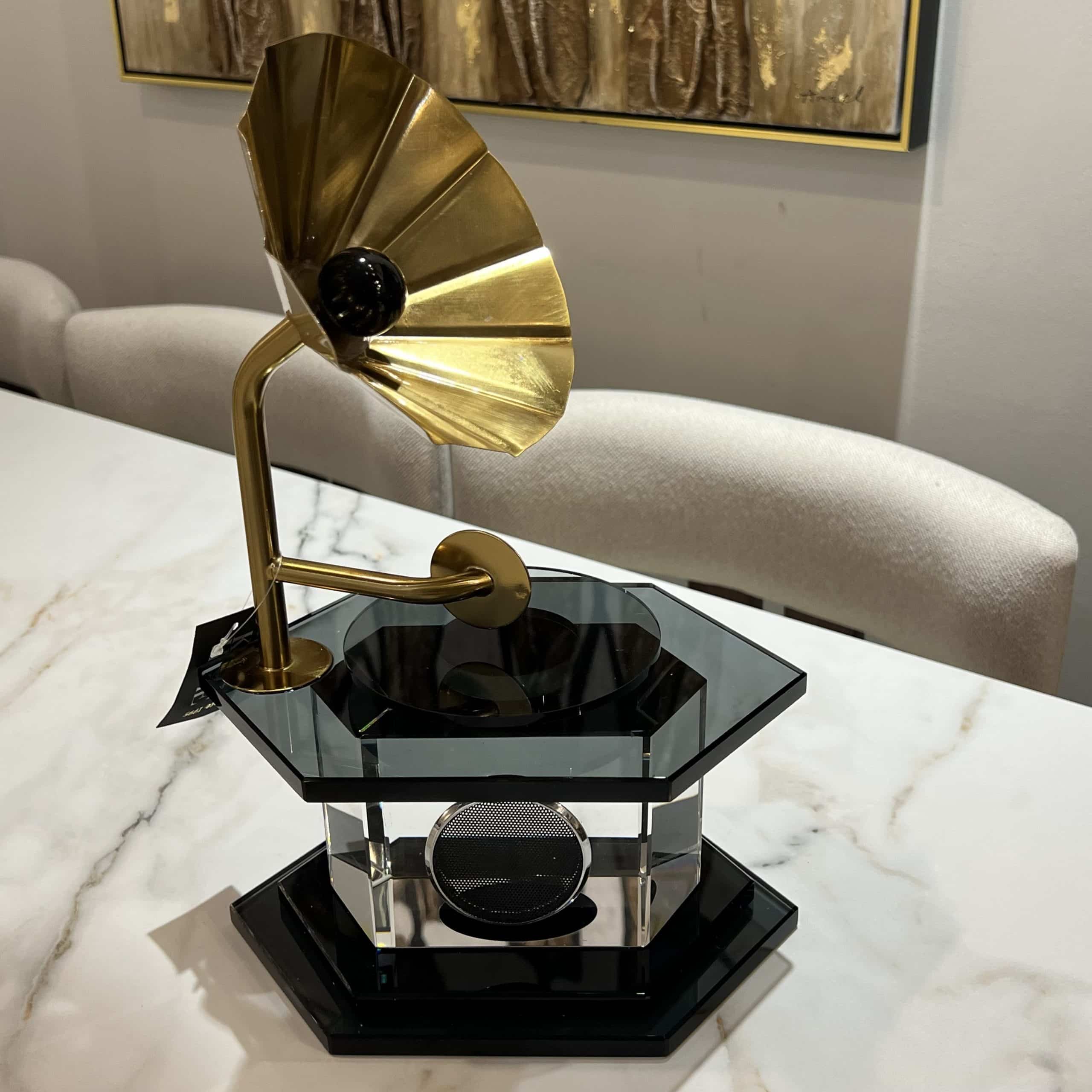 גרמופון יוקרתי זהב בסיס משושה שחור דגם איקו