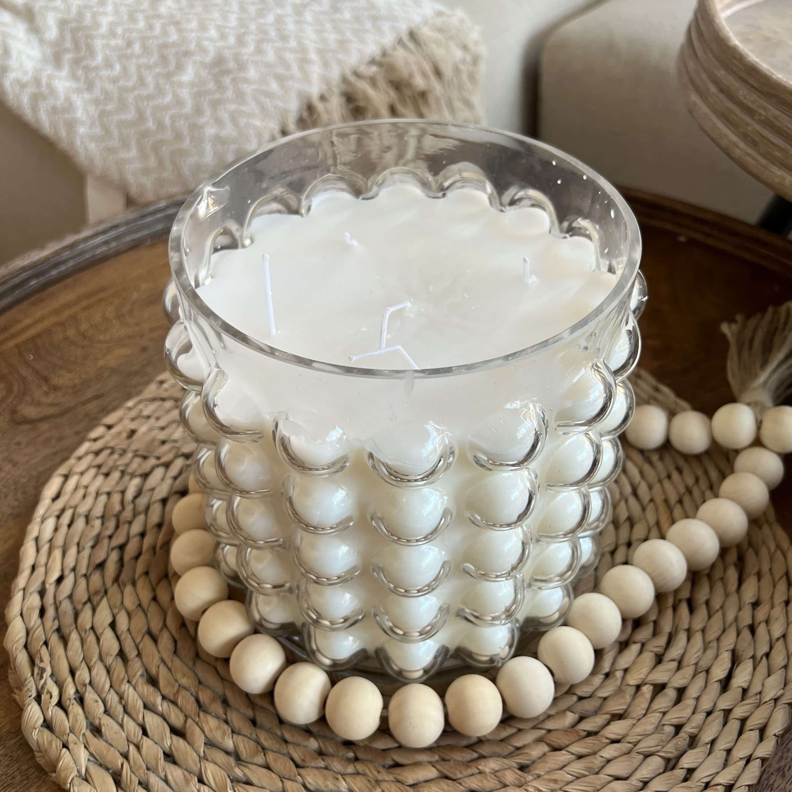 נר מעוצב גדול בכלי זכוכית עיטור עיגולים דגם איקו נר מעוצב גדול בכלי זכוכית עיטור עיגולים דגם איקו