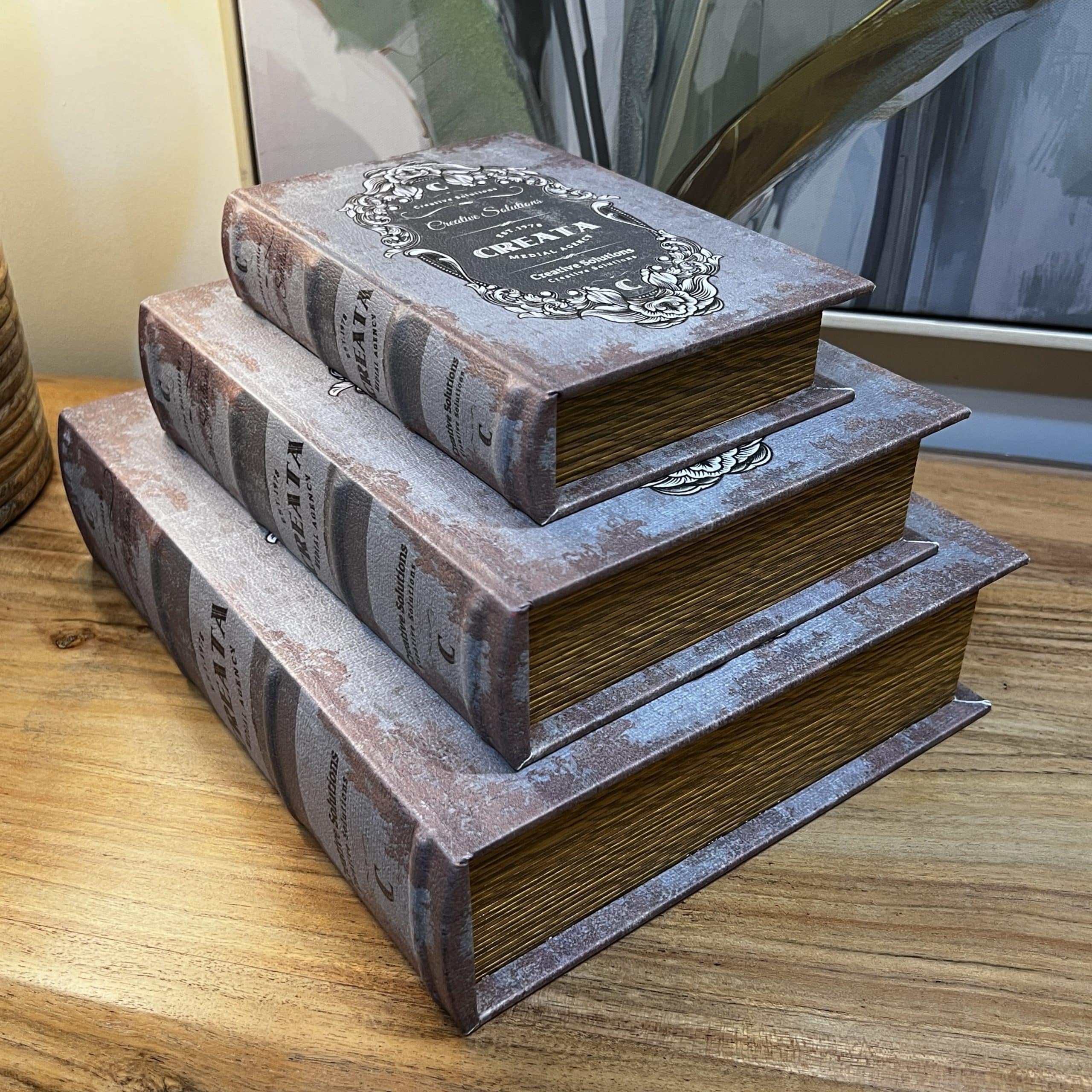 ספר אחסון קאריתה מעוצב דגם איקו ספר אחסון קאריתה מעוצב דגם איקו