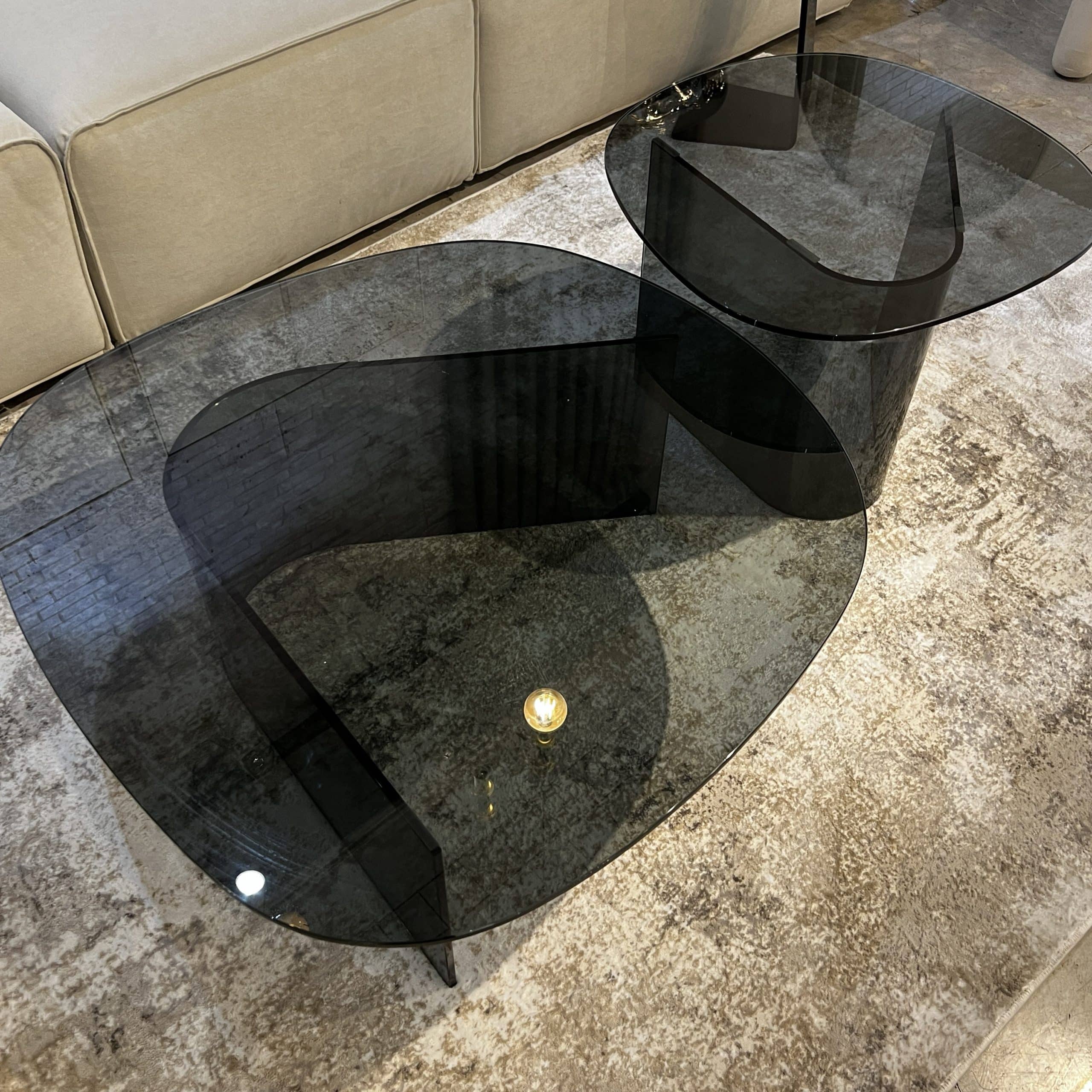 שולחן סלון יוקרתי עגול רגל U זכוכית מחוסמת אפורה דגם פלור- במלאי!! שולחן סלון יוקרתי עגול רגל U זכוכית מחוסמת אפורה דגם פלור- במלאי!!