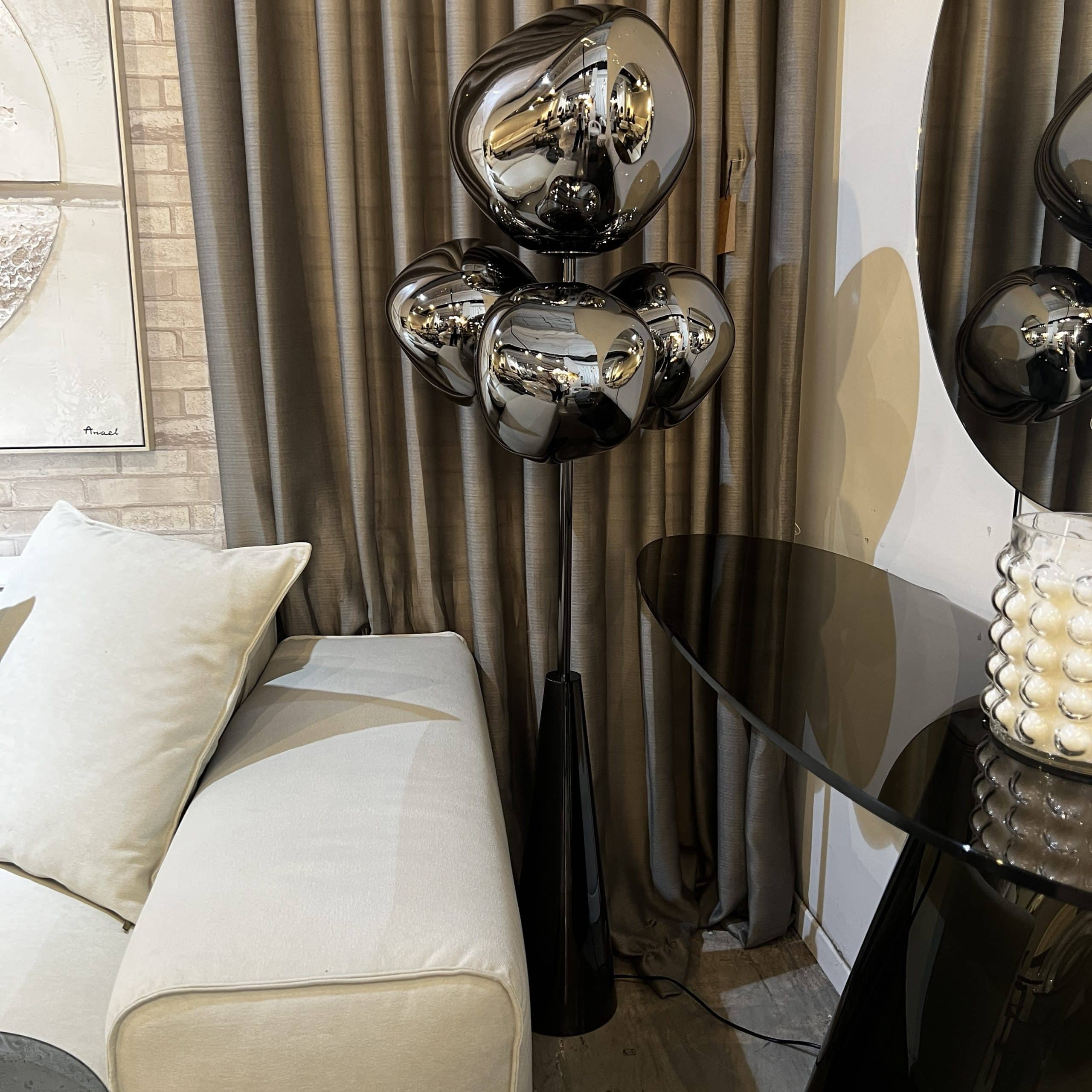 מנורה יוקרתית בראון באבלס רגל קונוס דגם איקו