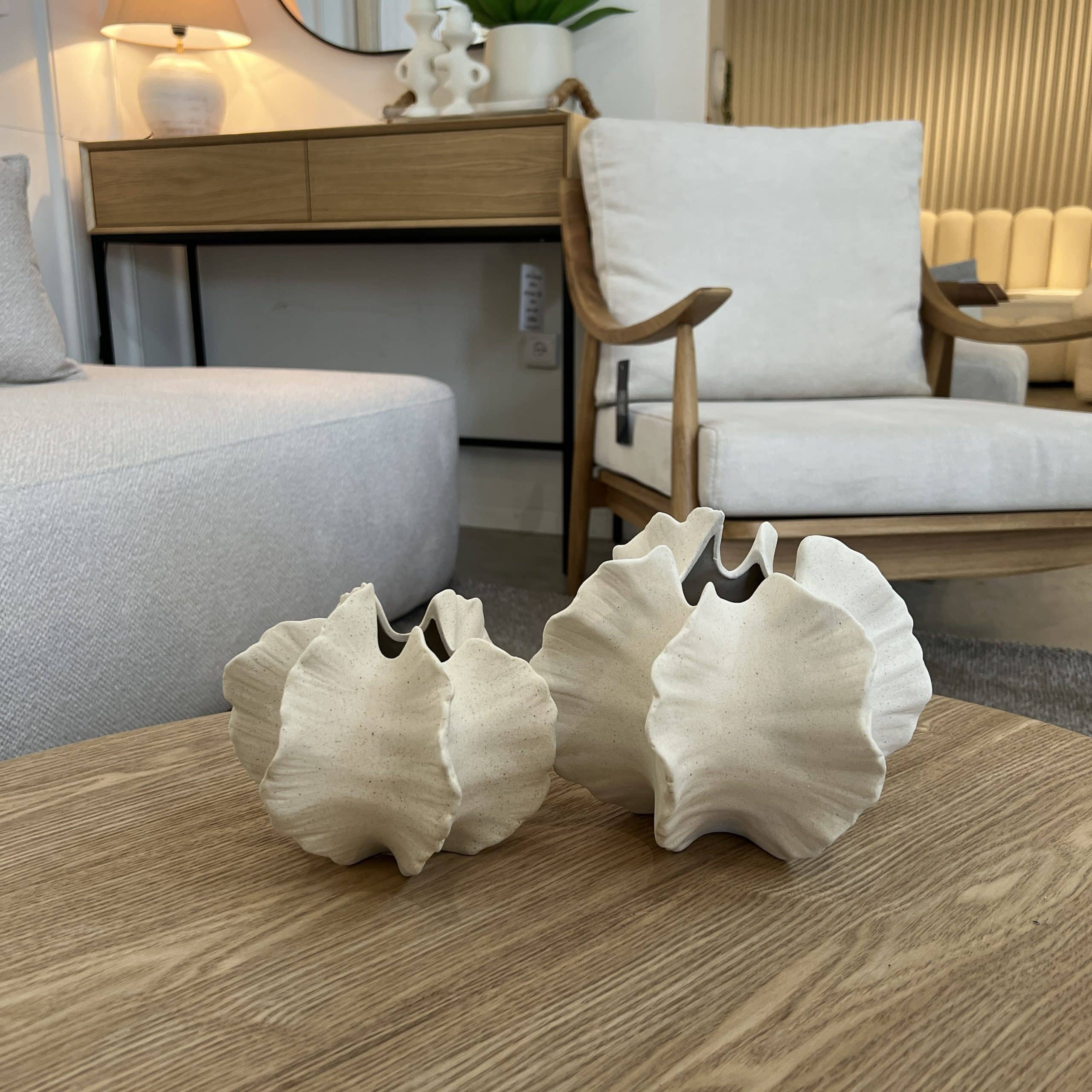 כד קרמיקה מעוצב שמנת דוגמא אלמוג דגם איקו כד קרמיקה מעוצב שמנת דוגמא אלמוג דגם איקו