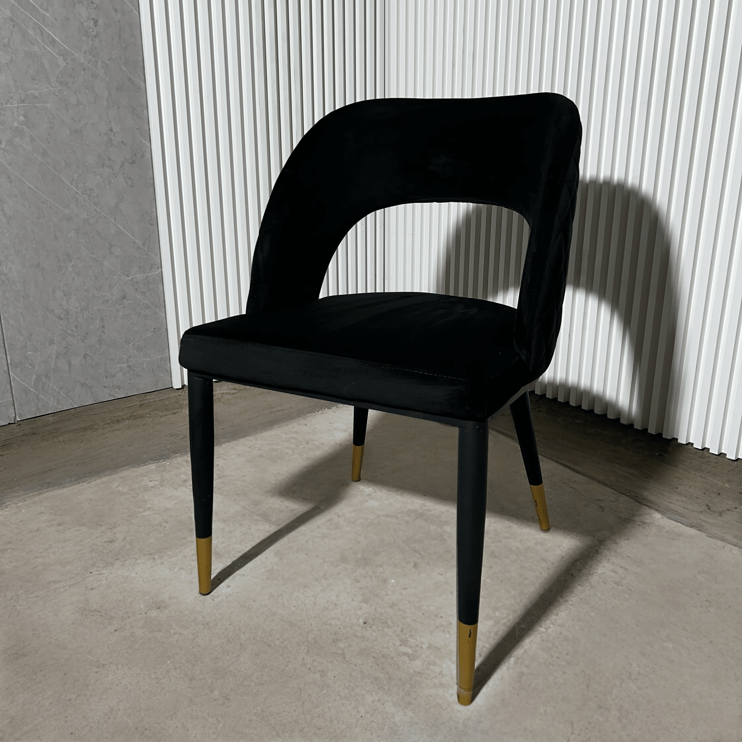 כסא מעוצב דגם ליה - אחרון בחיסול! כסא מעוצב דגם ליה - אחרון בחיסול!