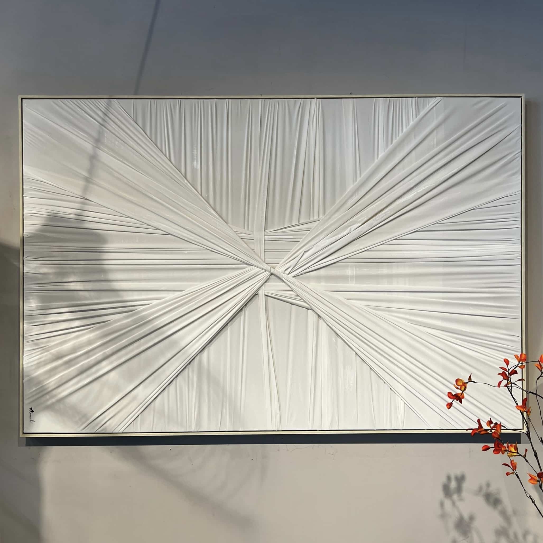 תמונה אנאל מעוצבת בשילוב בד בגוון לבן 100/150 תמונה אנאל מעוצבת בשילוב בד בגוון לבן 100/150