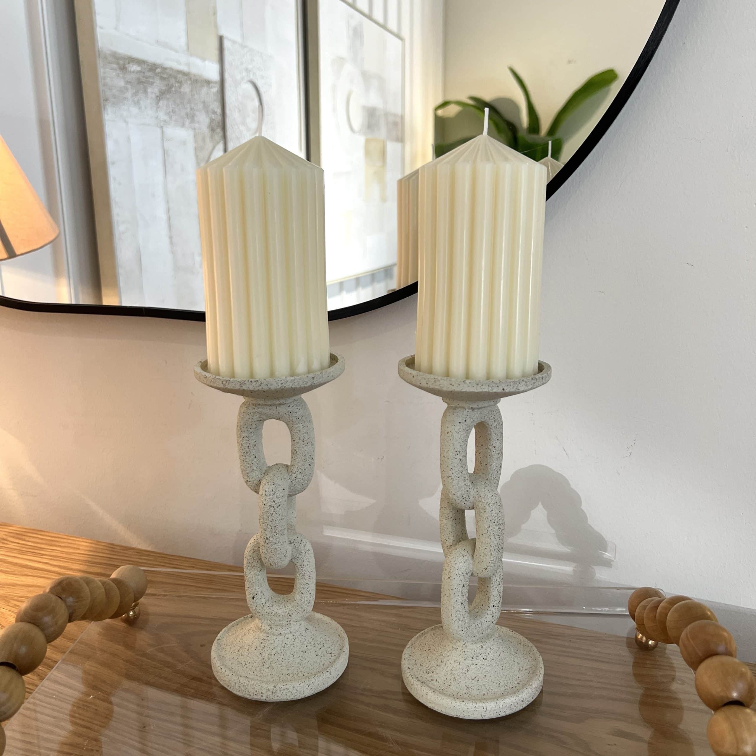 נר מעוצב גליל פסים שמנת 7/13 דגם איקו נר מעוצב גליל פסים שמנת 7/13 דגם איקו