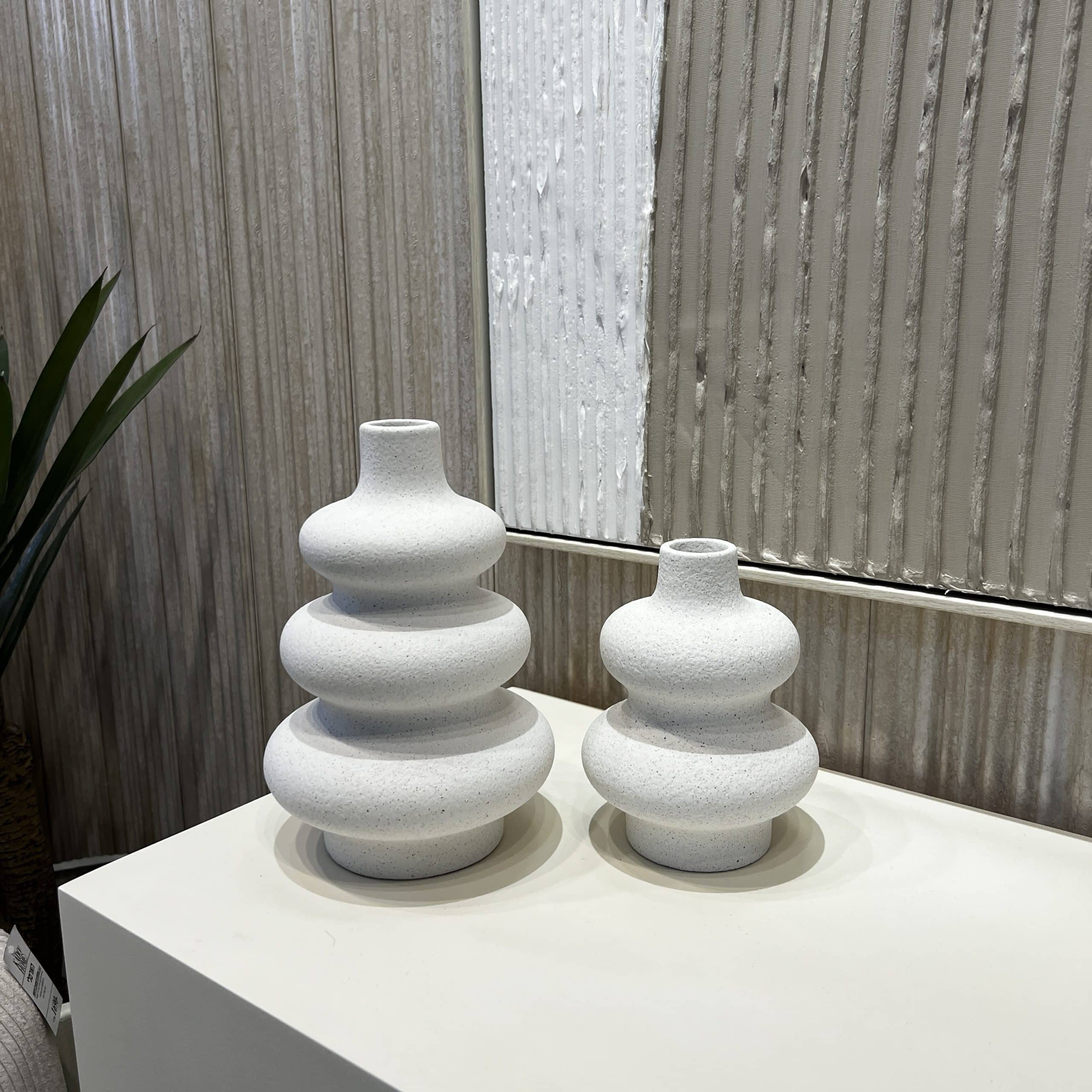 כד קרמיקה לבן קומות אמצע צר דגם איקו