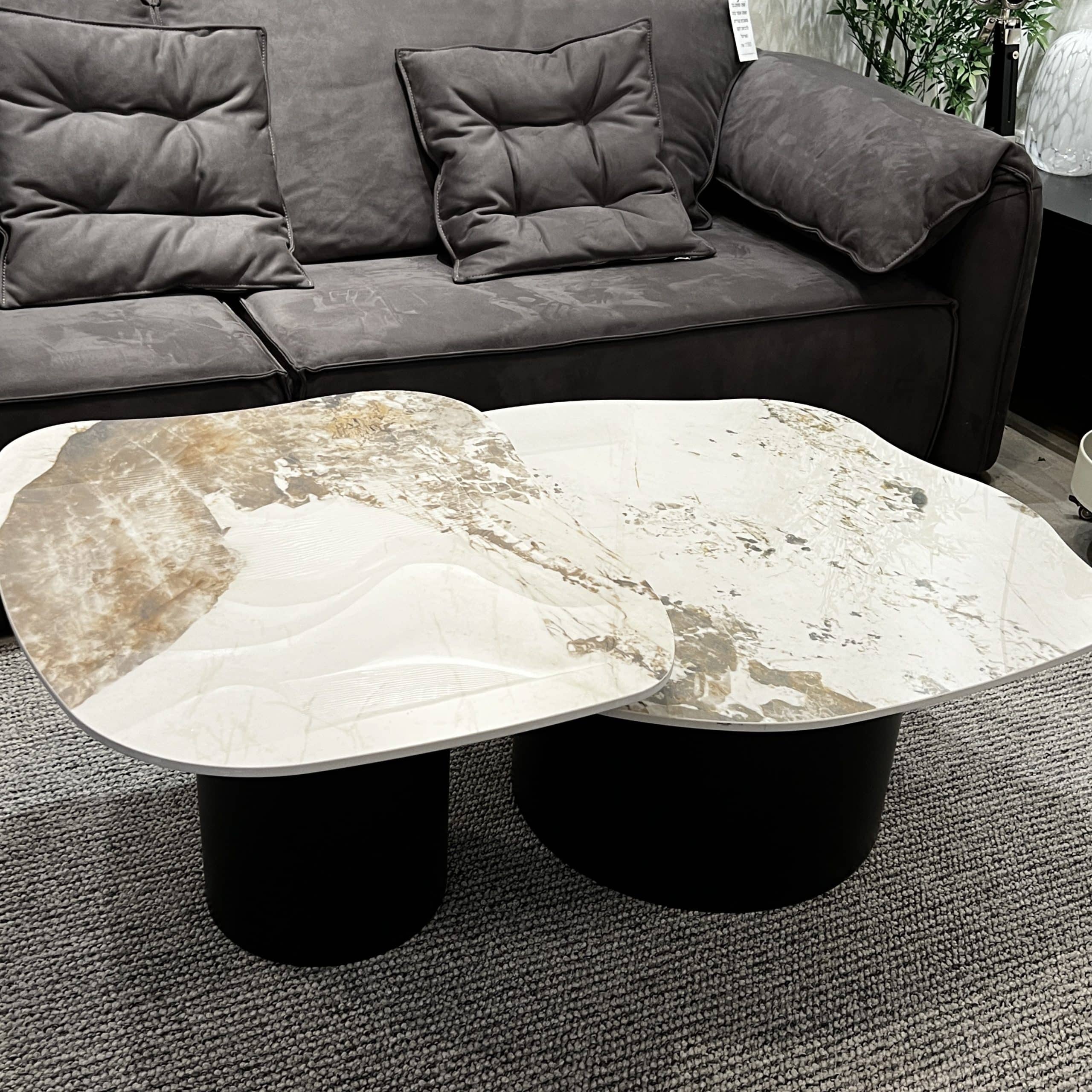 סט זוג שולחנות סלון אמורפי בלק מרבל רגל מוברשת דגם סופיטל - SALE! סט זוג שולחנות סלון אמורפי בלק מרבל רגל מוברשת דגם סופיטל - SALE!