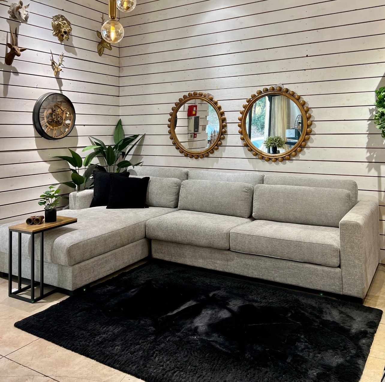 ספה מעוצבת ומפנקת דגם קלאודיה | בעיצוב אישי ספה מעוצבת ומפנקת דגם קלאודיה | בעיצוב אישי