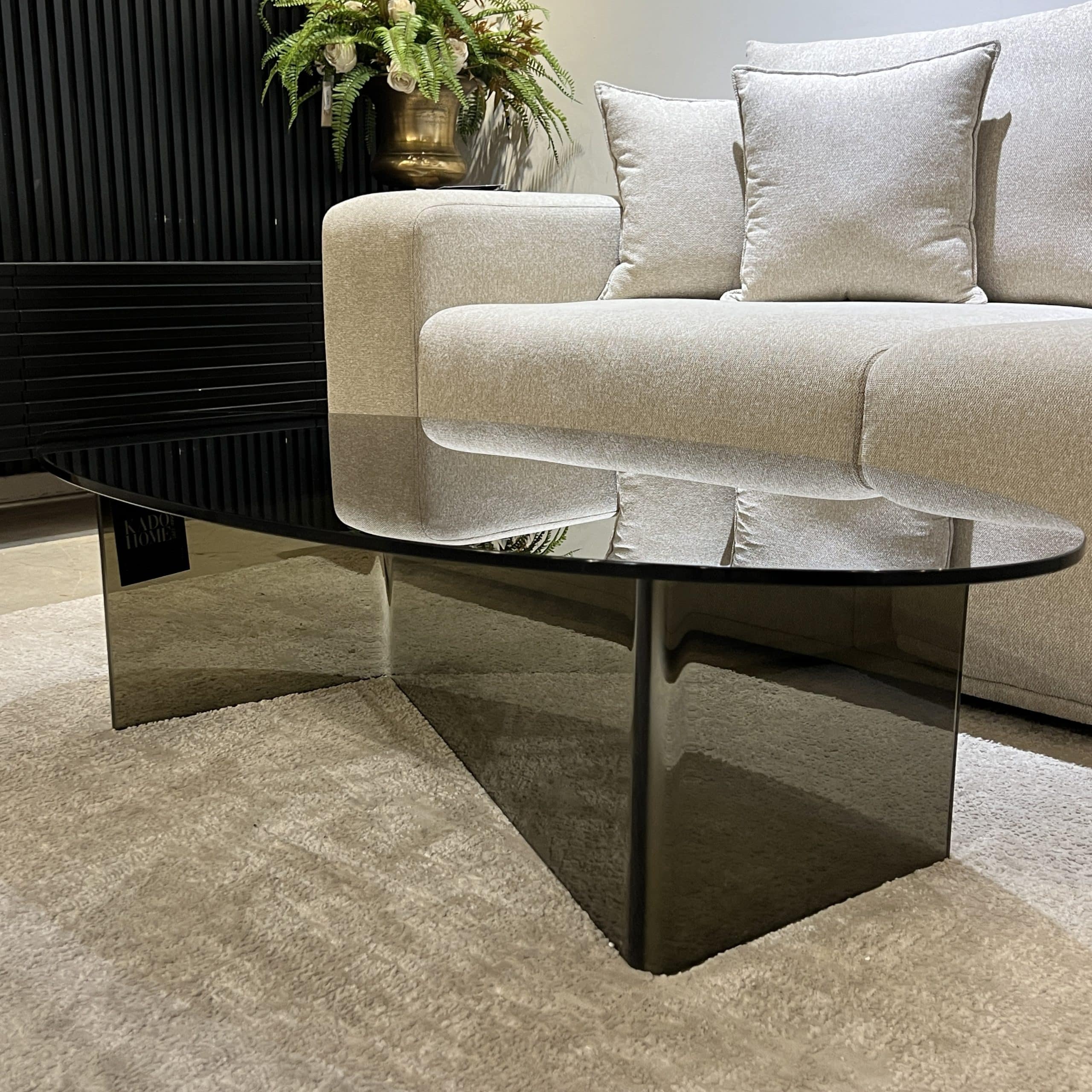 שולחן סלון יוקרתי אובאלי זכוכית חומה דגם פלור - הזמנה מוקדמת | מלאי מגיע 25.10.25 שולחן סלון יוקרתי אובאלי זכוכית חומה דגם פלור - הזמנה מוקדמת | מלאי מגיע 25.10.25