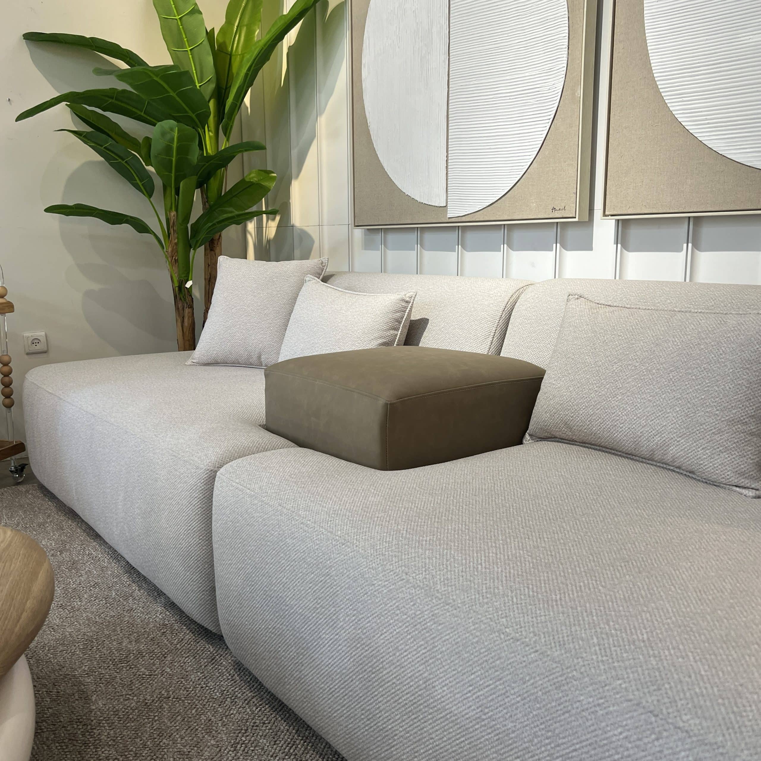 ספה מעוצבת ומפנקת דגם רוז | בעיצוב אישי ספה מעוצבת ומפנקת דגם רוז | בעיצוב אישי