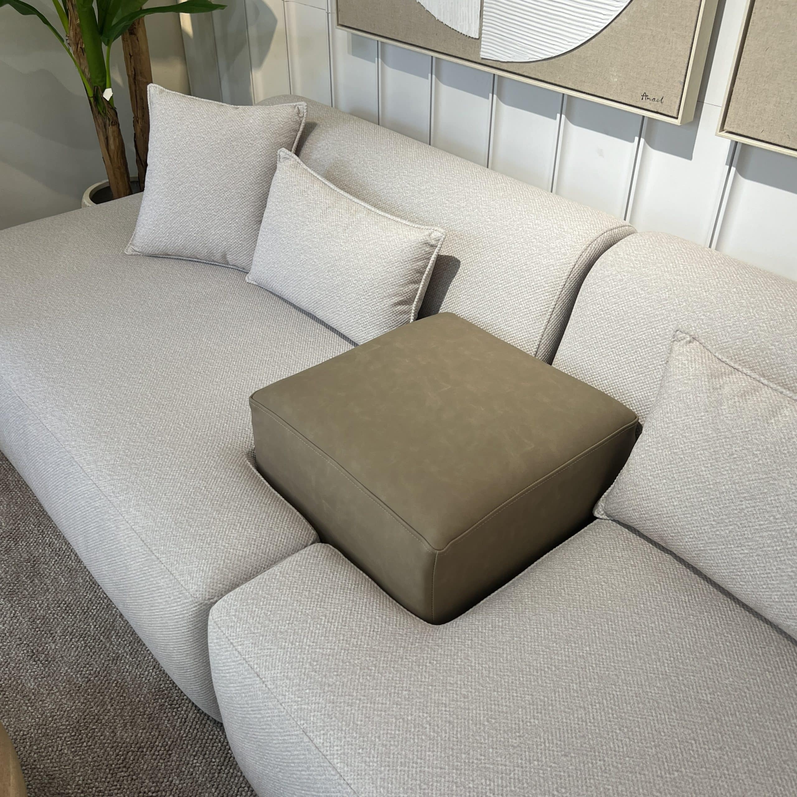 ספה מעוצבת ומפנקת דגם רוז | בעיצוב אישי ספה מעוצבת ומפנקת דגם רוז | בעיצוב אישי