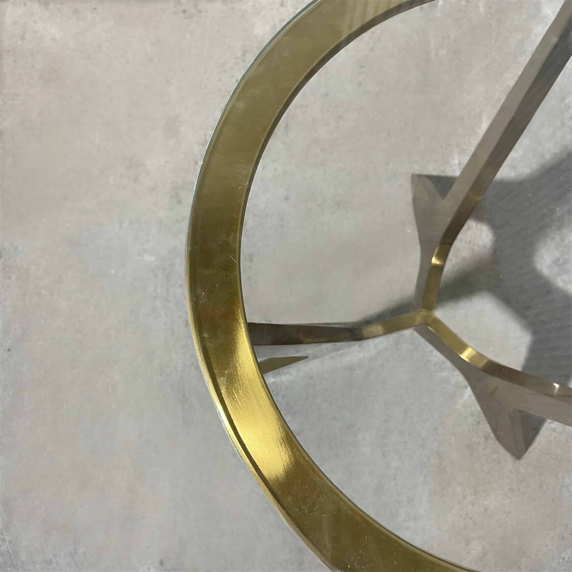 שולחן צד דגם מרצדס - חיסול! שולחן צד דגם מרצדס - חיסול!