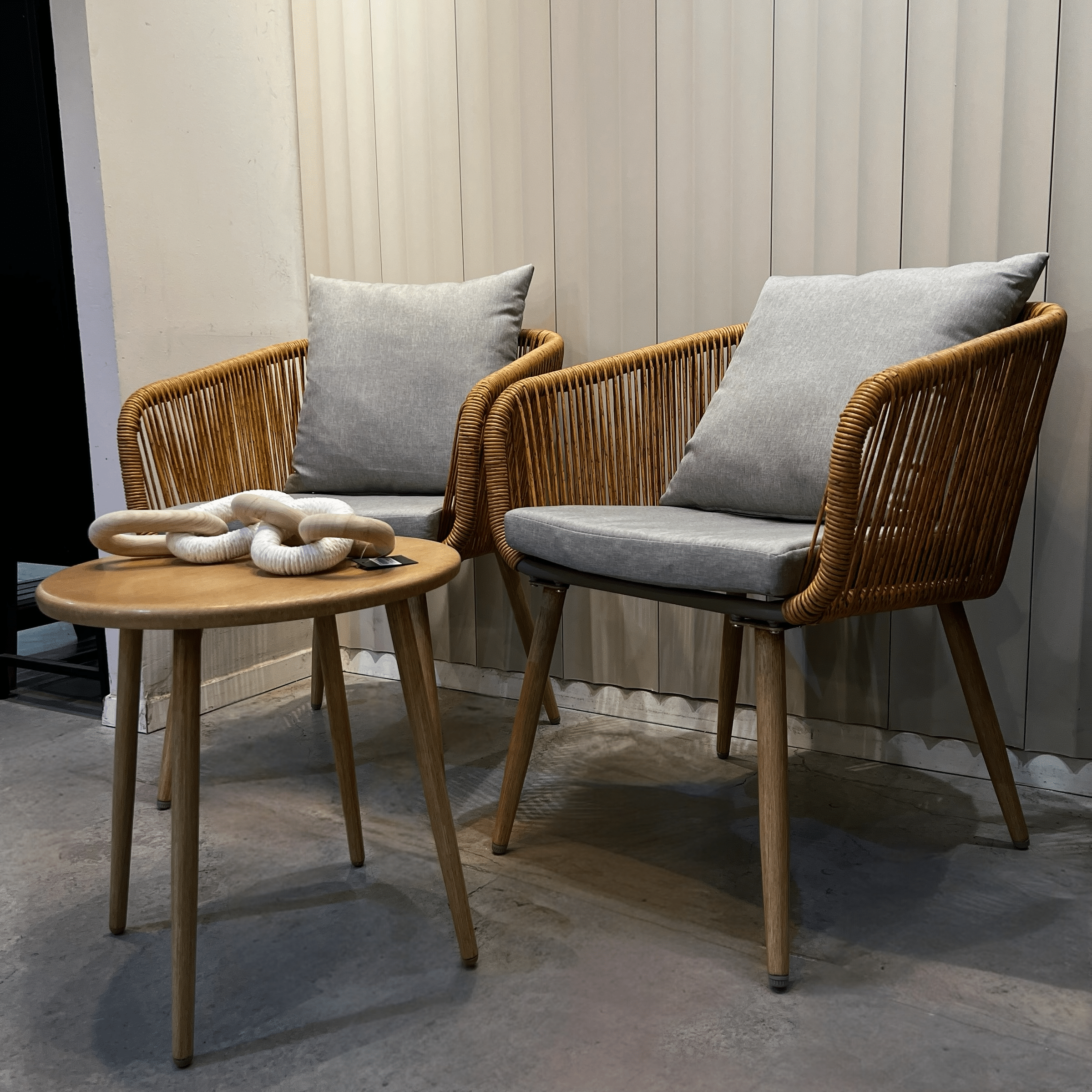 מערכת ישיבה חוץ 3 חלקים גוון אפור וראטן דגם טוסקנה ייבוא קאדו הום מערכת ישיבה חוץ 3 חלקים גוון אפור וראטן דגם טוסקנה ייבוא קאדו הום