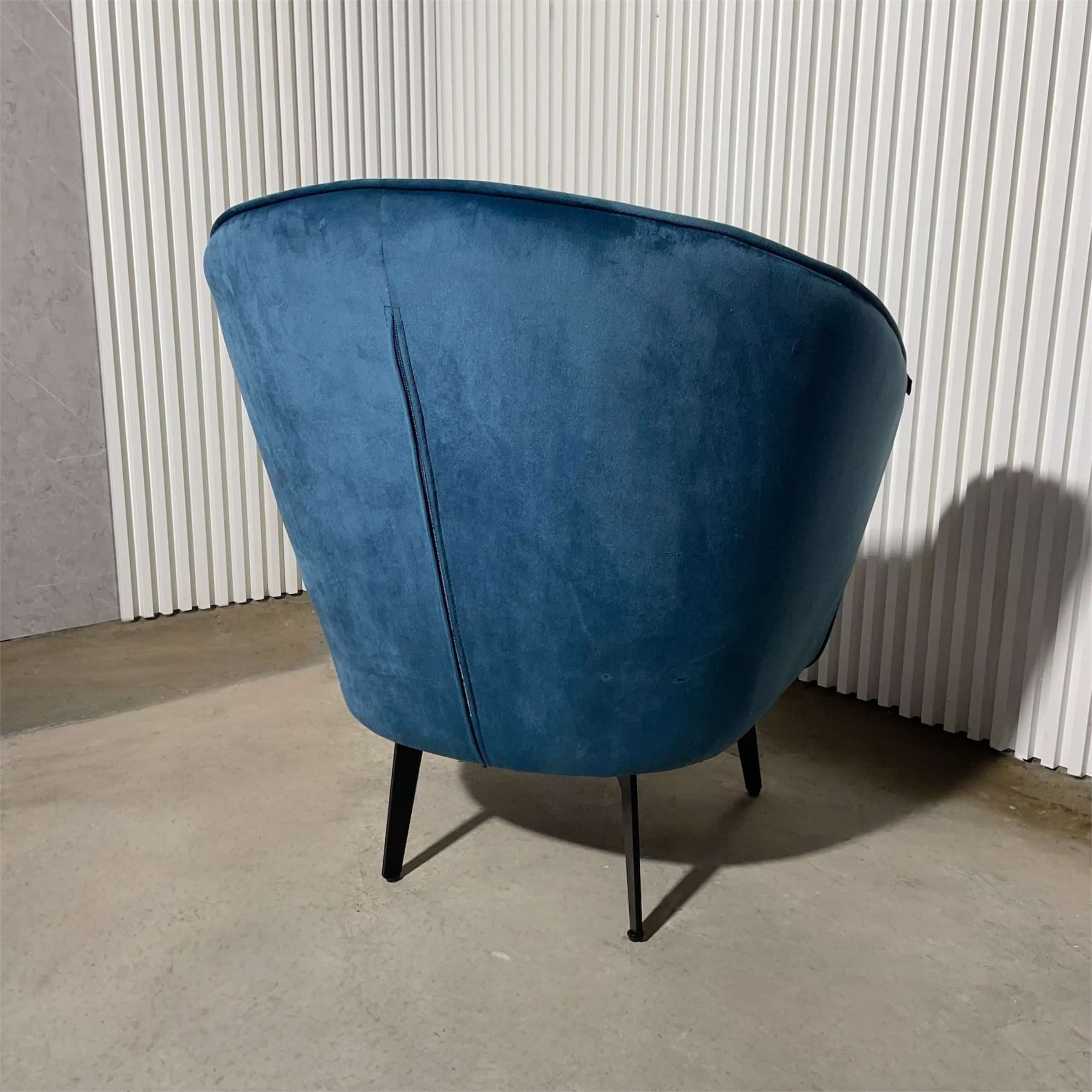 כורסא מעוצבת דגם צדף כחול קטיפה - חיסול! כורסא מעוצבת דגם צדף כחול קטיפה - חיסול!