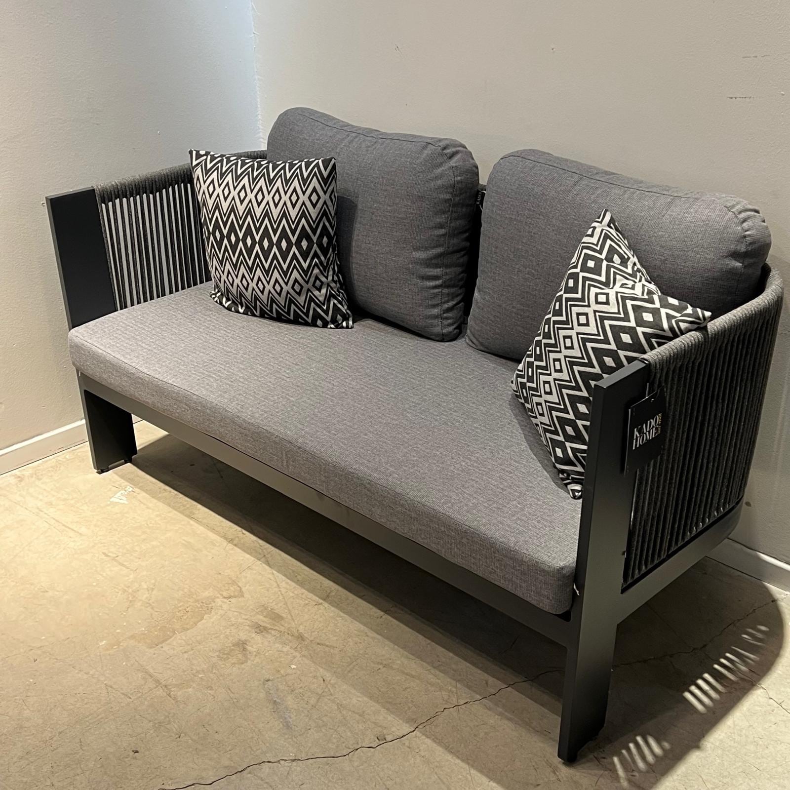 מערכת ישיבה יוקרתית חוץ 4 חלקים אפורה דגם סופיטל מערכת ישיבה יוקרתית חוץ 4 חלקים אפורה דגם סופיטל